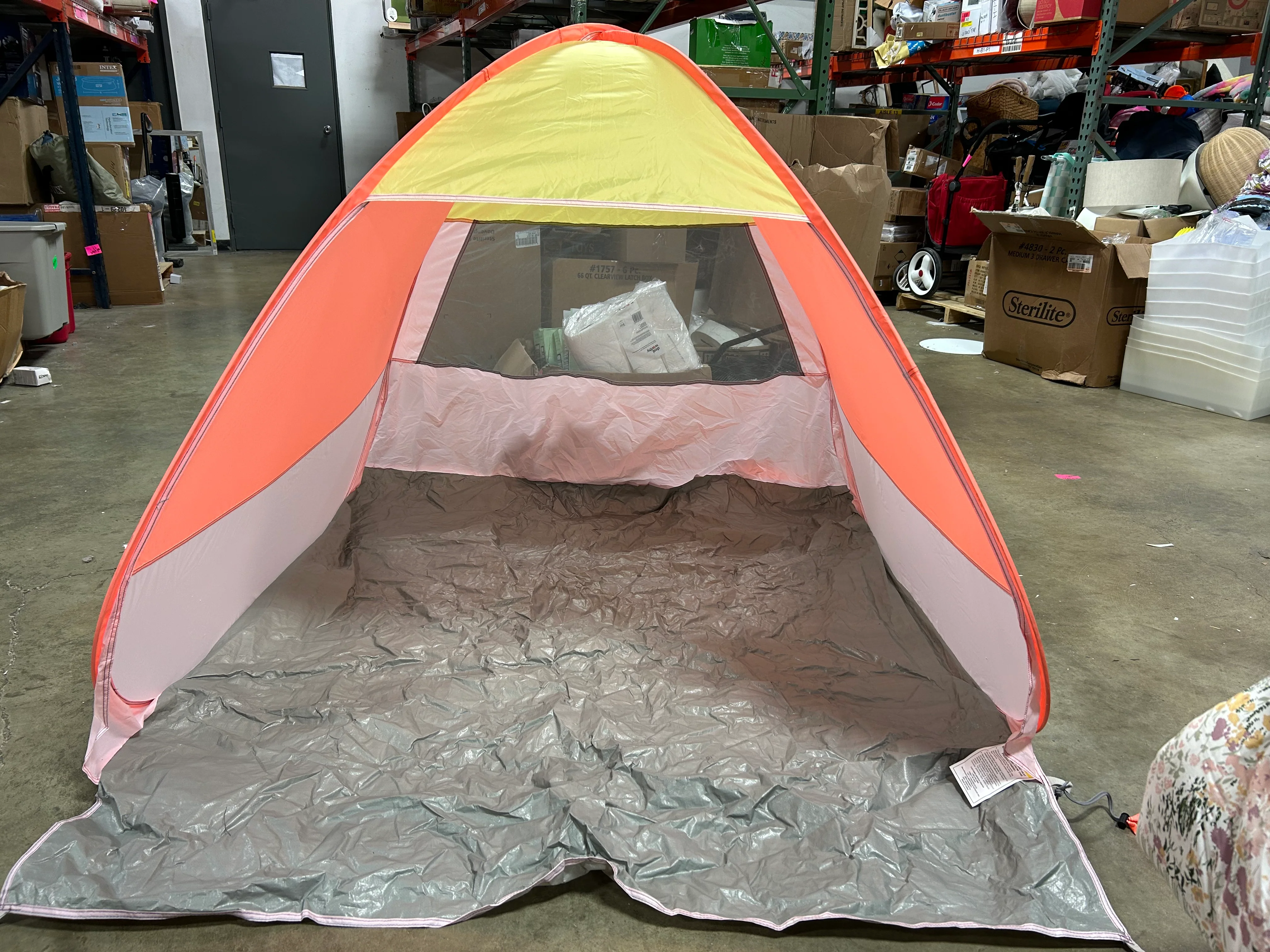 Beach Pop Up Shelter - Image 5
