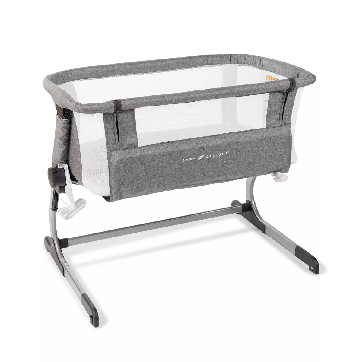 Beside Me Dreamer Bassinet and Bedside Sleeper