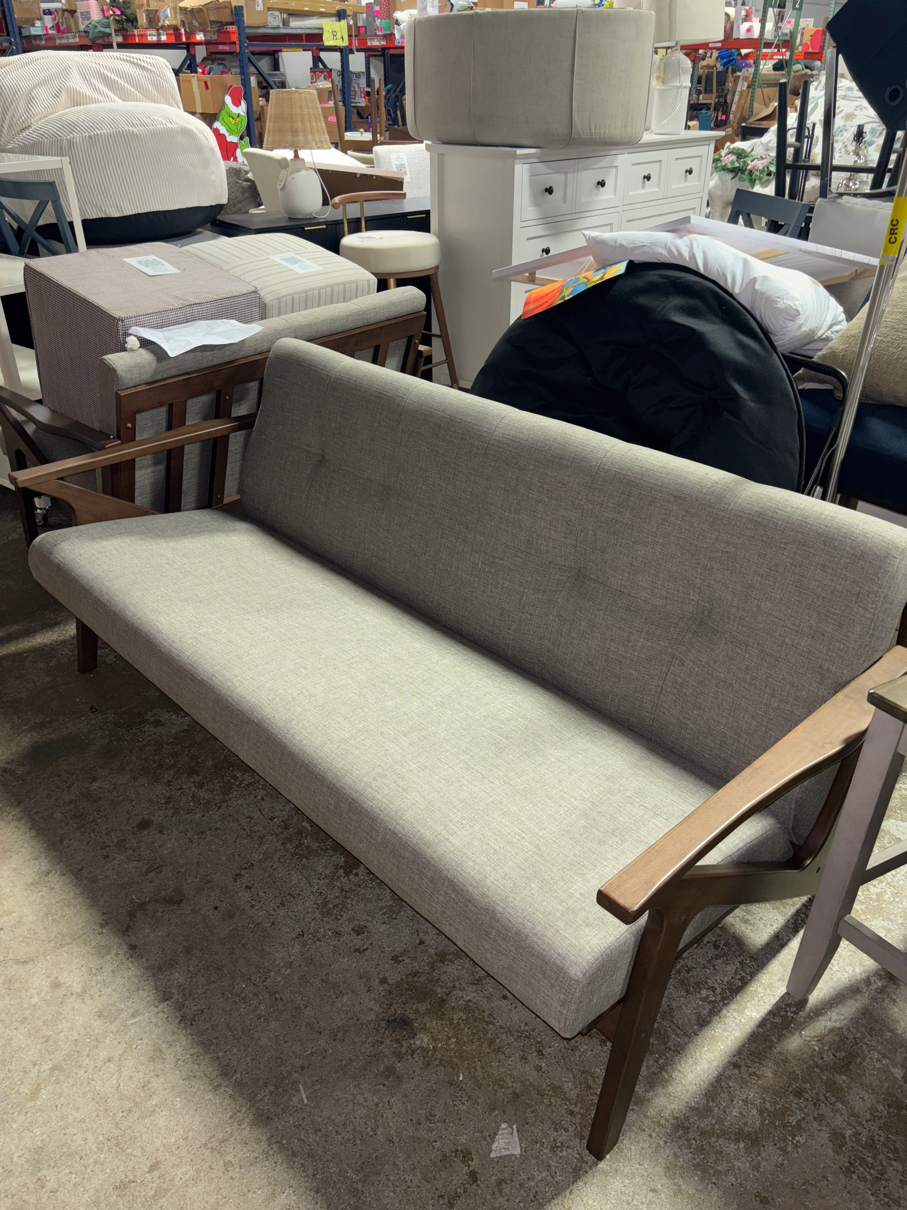 Bianca Mid-Modern 3 Seater Sofa - Light Gray SHOWROOM ITEM - Image 2