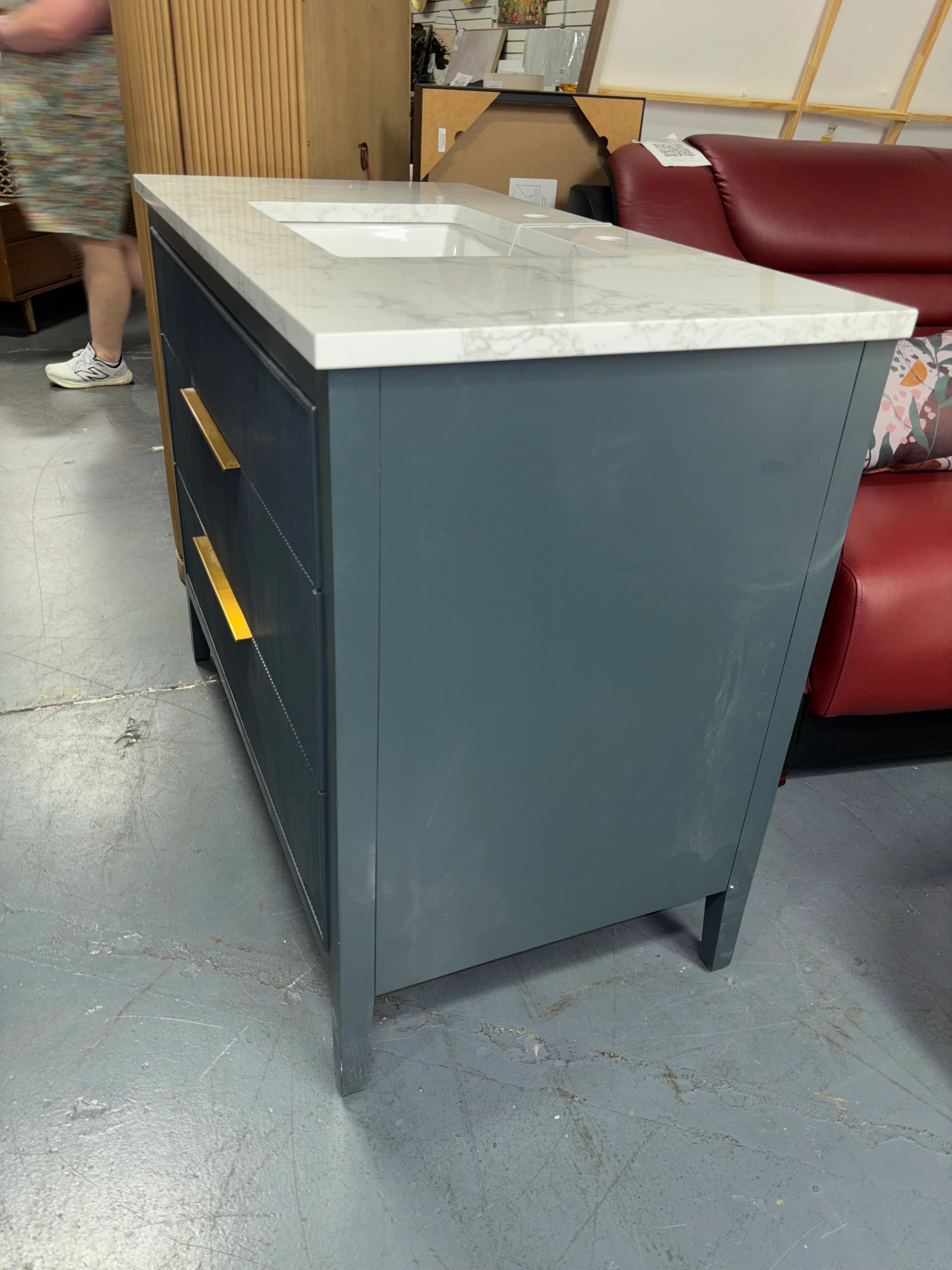 Bilroy 36'' Single Bathroom Vanity with Engineered Stone Top Vintage Blue SHOWROOM ITEM - Image 3