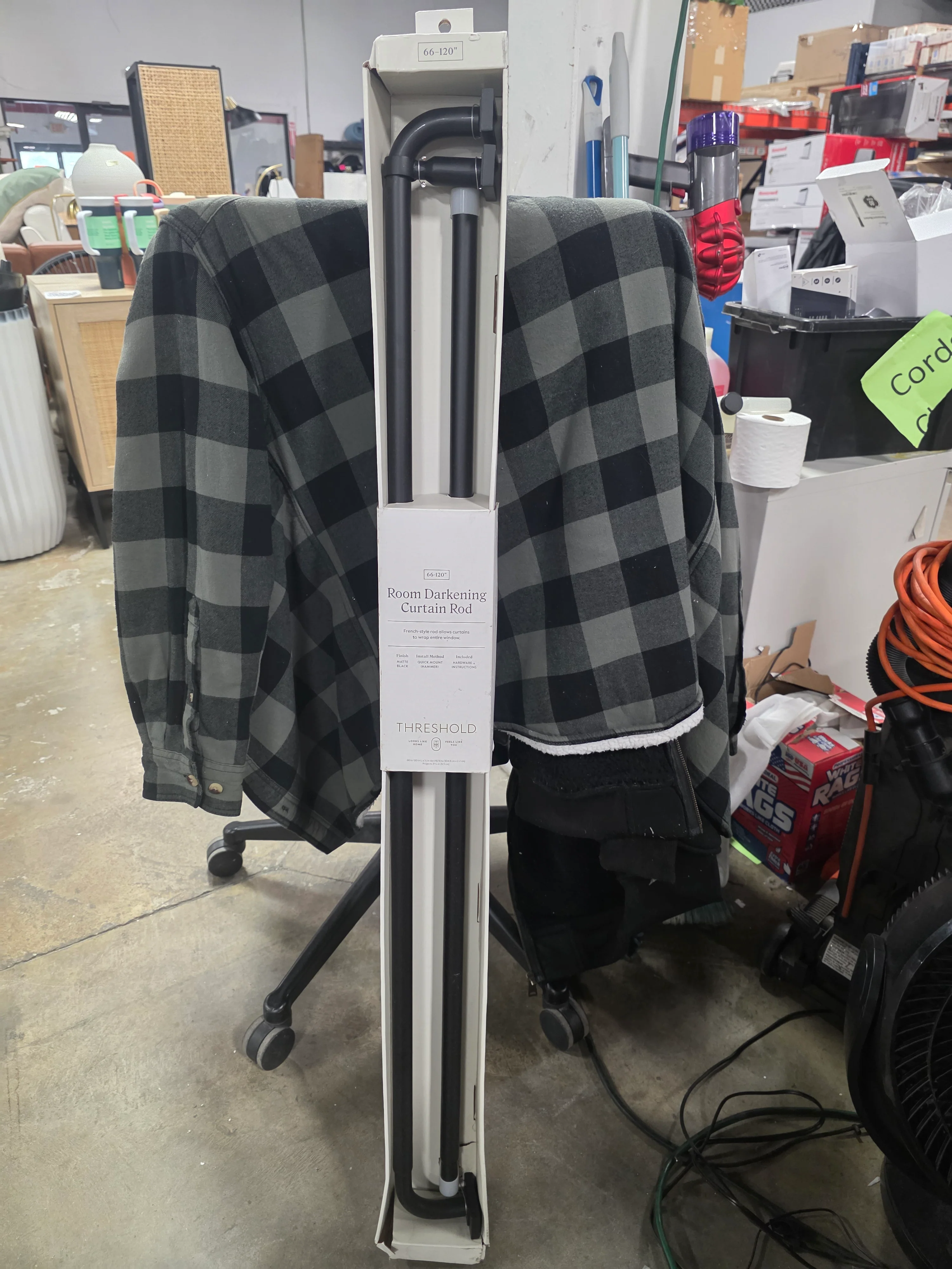 Blackout Rectangle Curtain Rod - Image 4