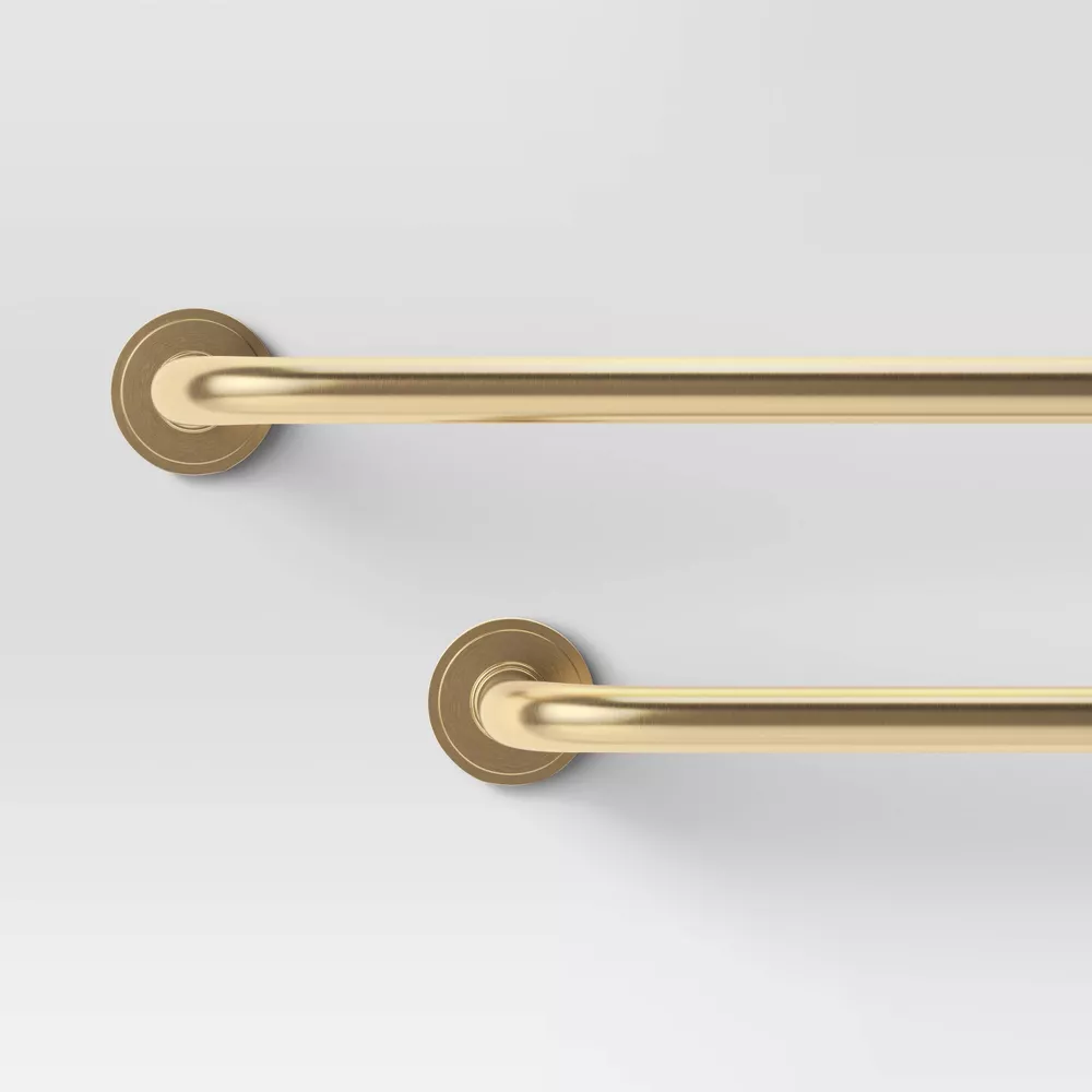 Blackout Rounded Curtain Rod Brass,