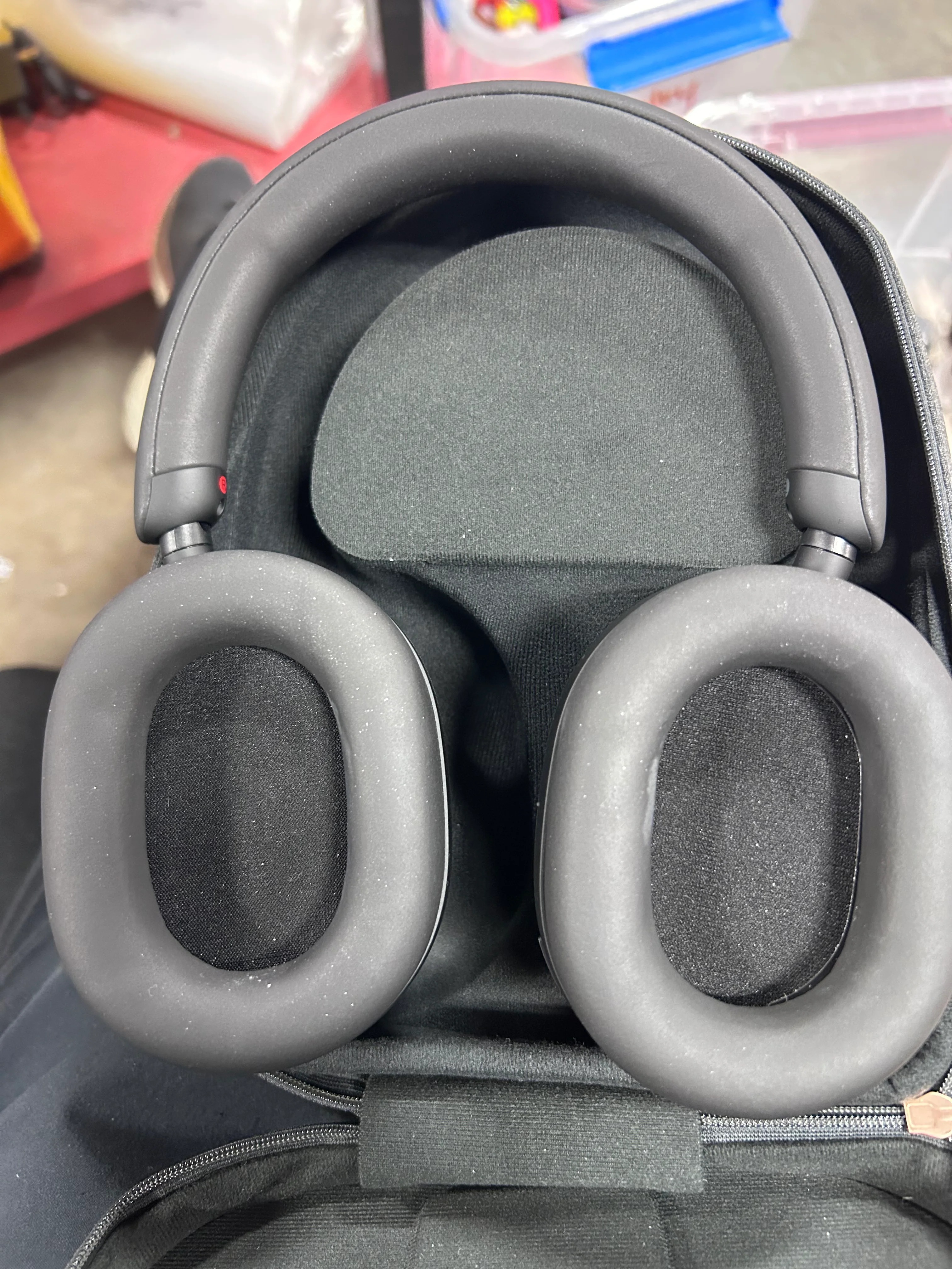 Bluetooth Wireless Noise-Canceling Headphones - Black - Image 6