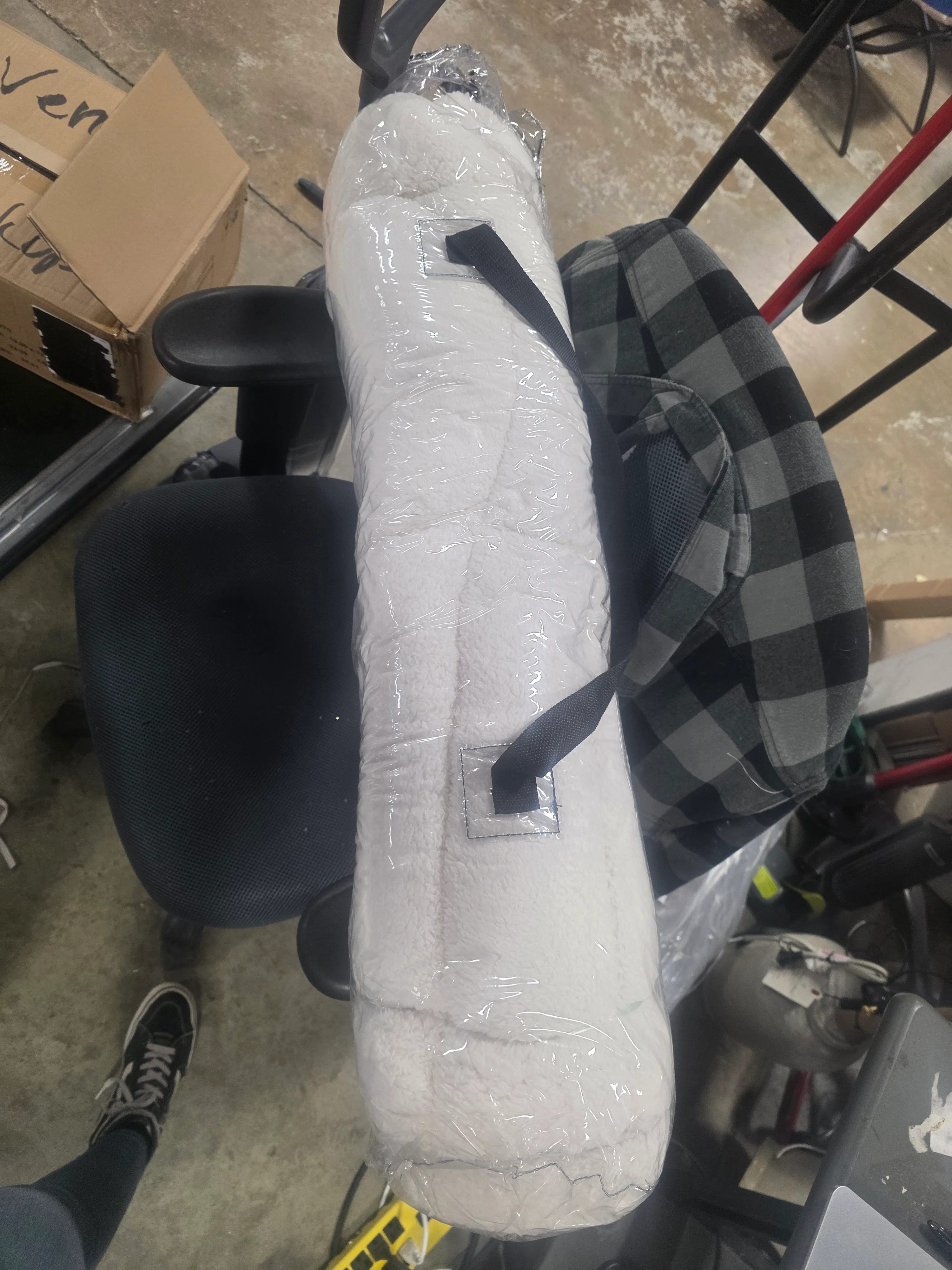 Butterfly Chair Faux Shearling Cream - Image 6