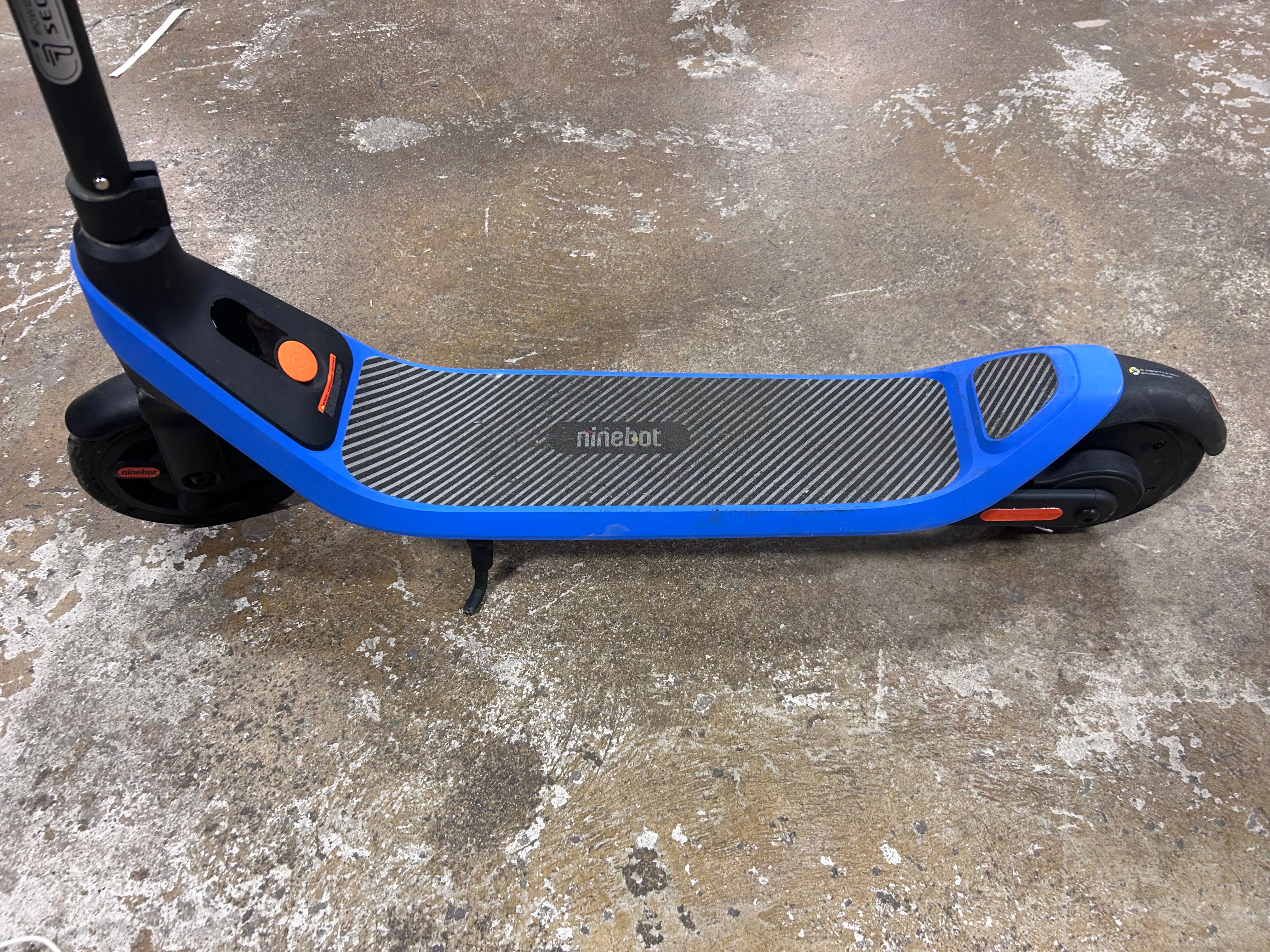 C2 Lite Kids Electric Scooter - Blue - Image 9