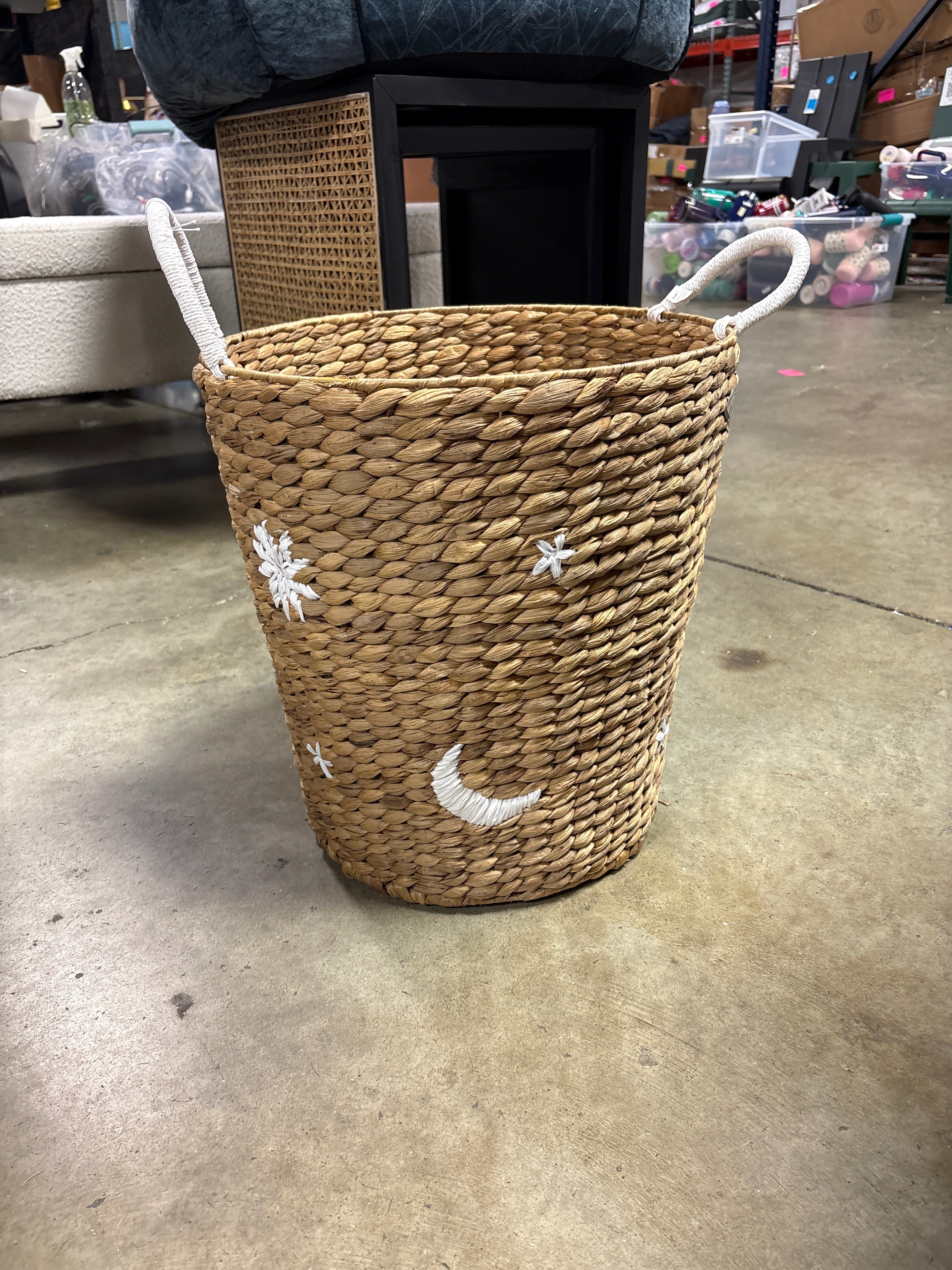 Celestial Kids' Natural Woven Floor Basket - Pillowfort™ SHOWROOM ITEM - Image 2