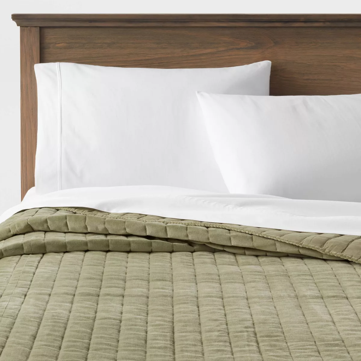 Channel Stitch Velvet Quilt Full/Queen