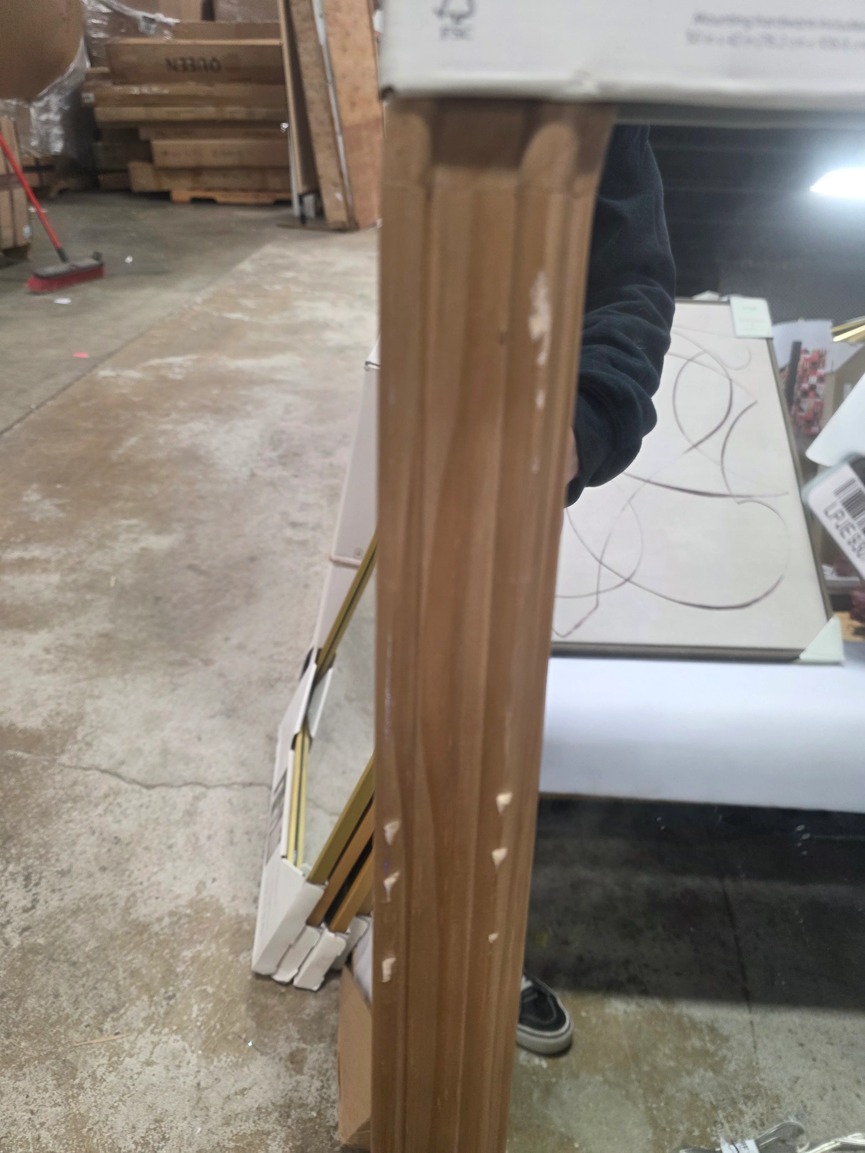 ChicFurnit Decorative Wall Mirror - SHOWROOM ITEM - Image 3
