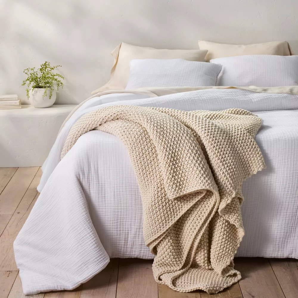 Chunky Knit Bed Blanket Full/Queen - Image 2