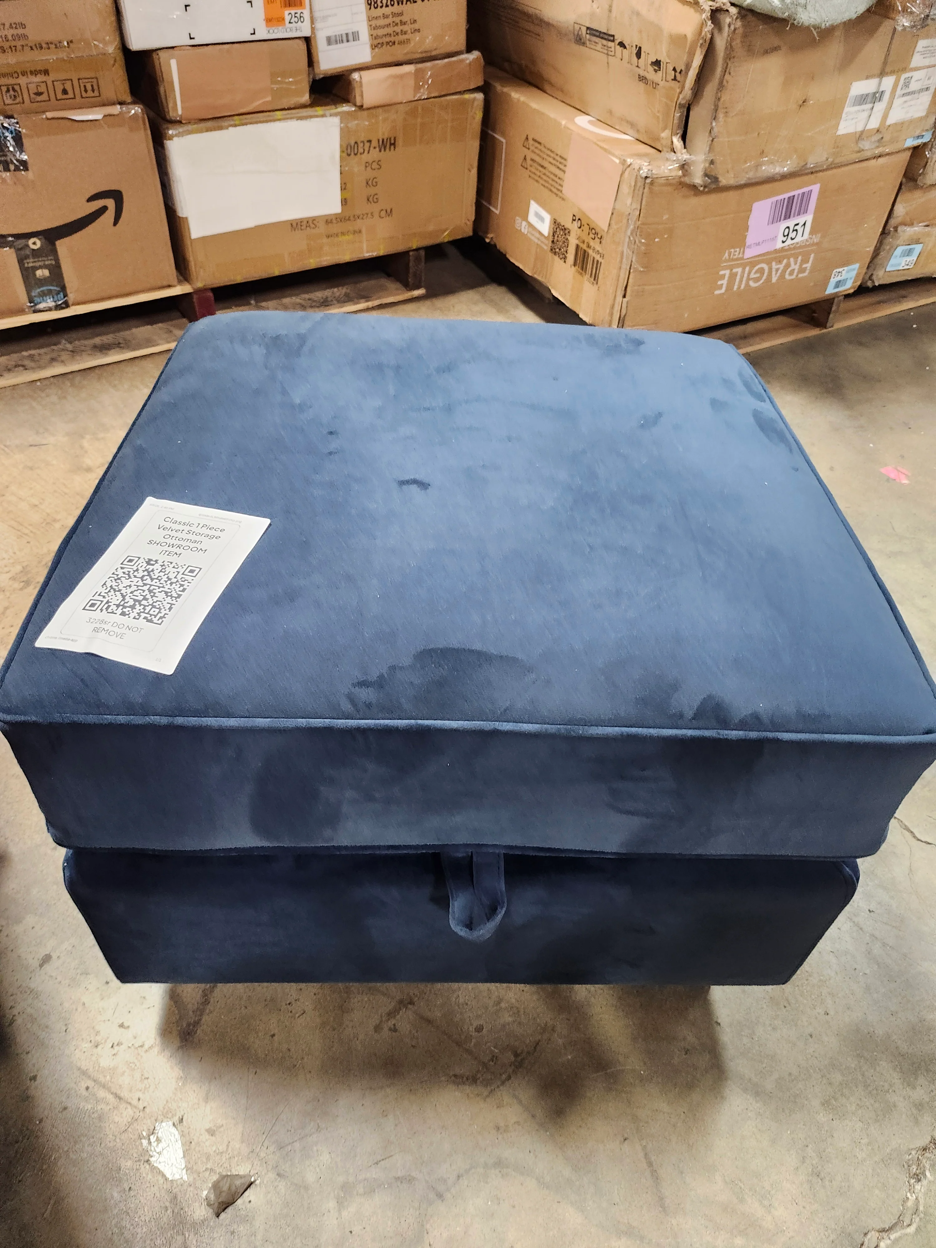 Classic 1 Piece Velvet Storage Ottoman SHOWROOM ITEM - Image 2