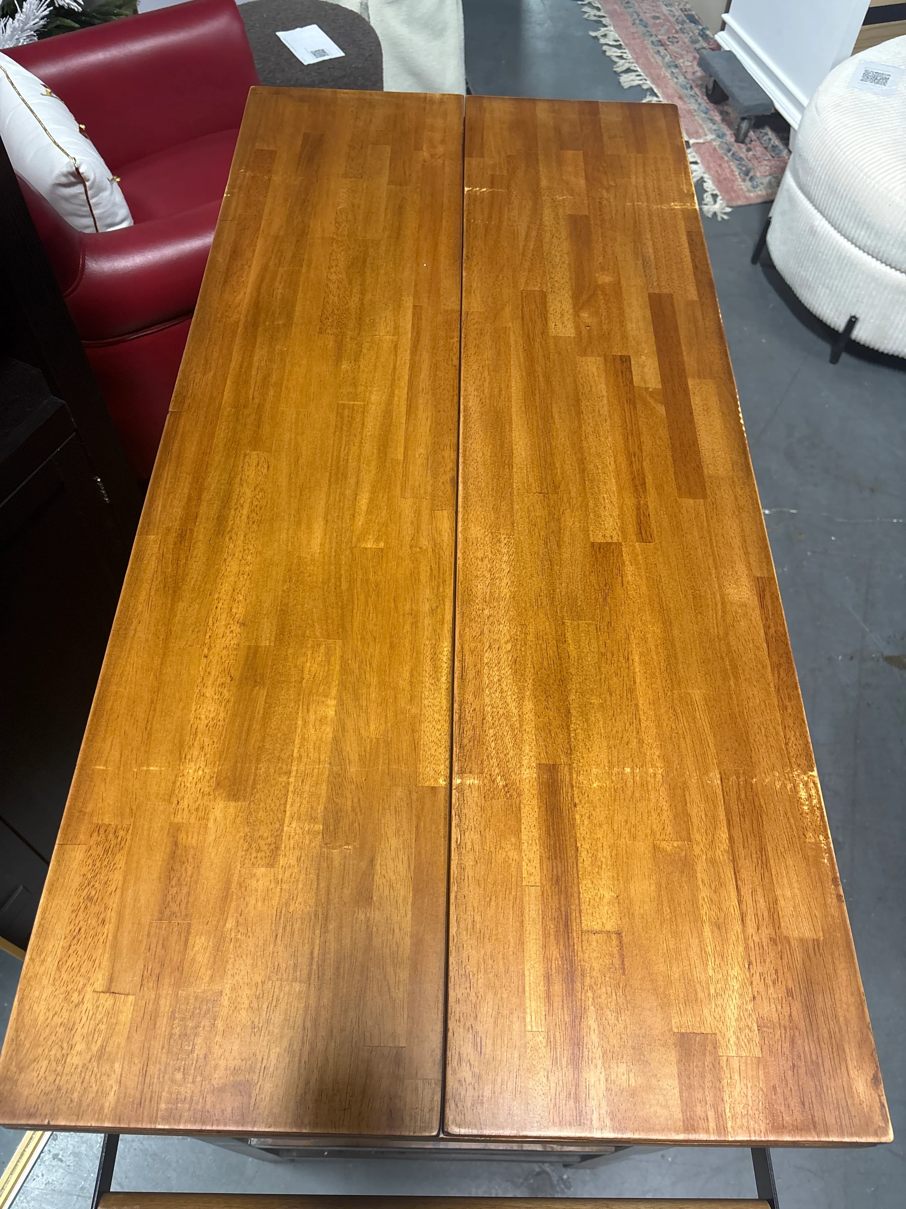 Clio Solid Wood Kitchen Island SHOWROOM ITEM - Image 4