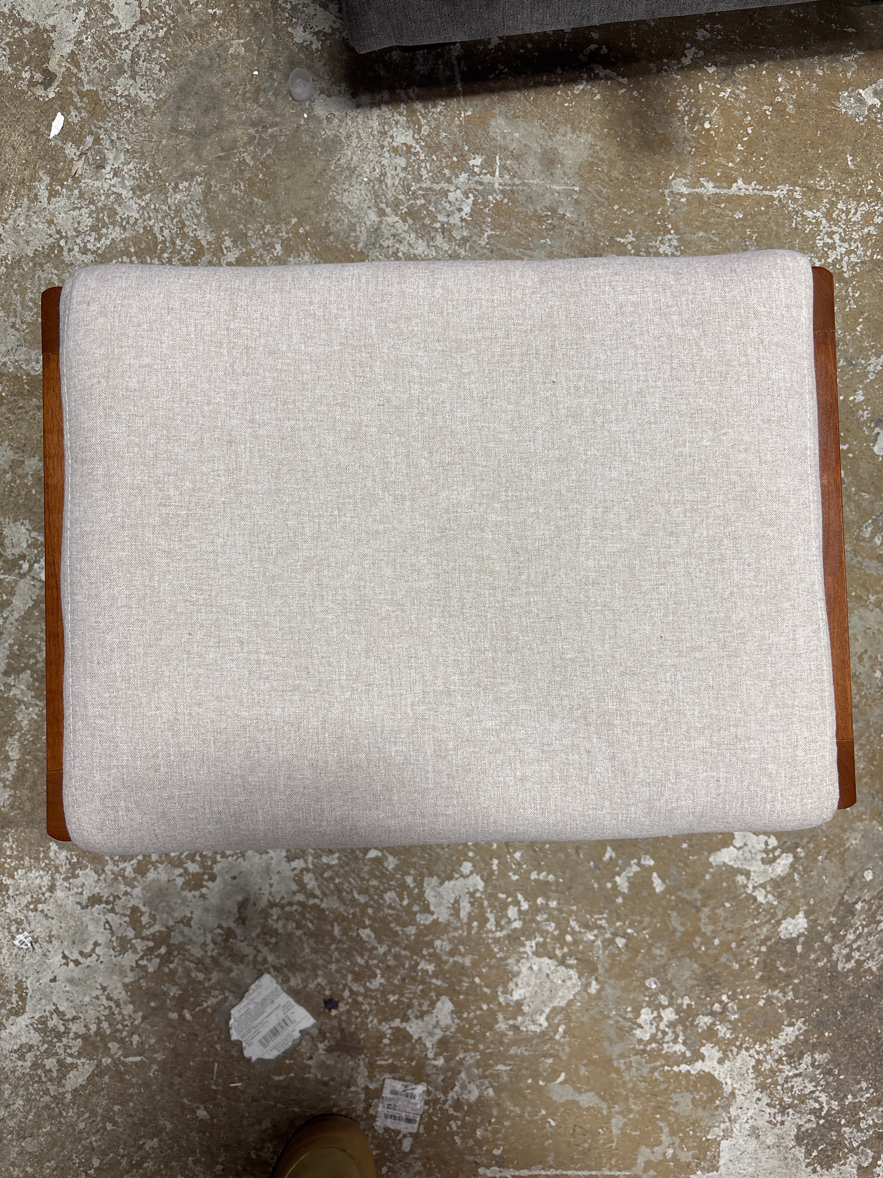 Convenience Concepts Designs4Comfort Natalie Ottoman Stool SHOWROOM ITEM - Image 5