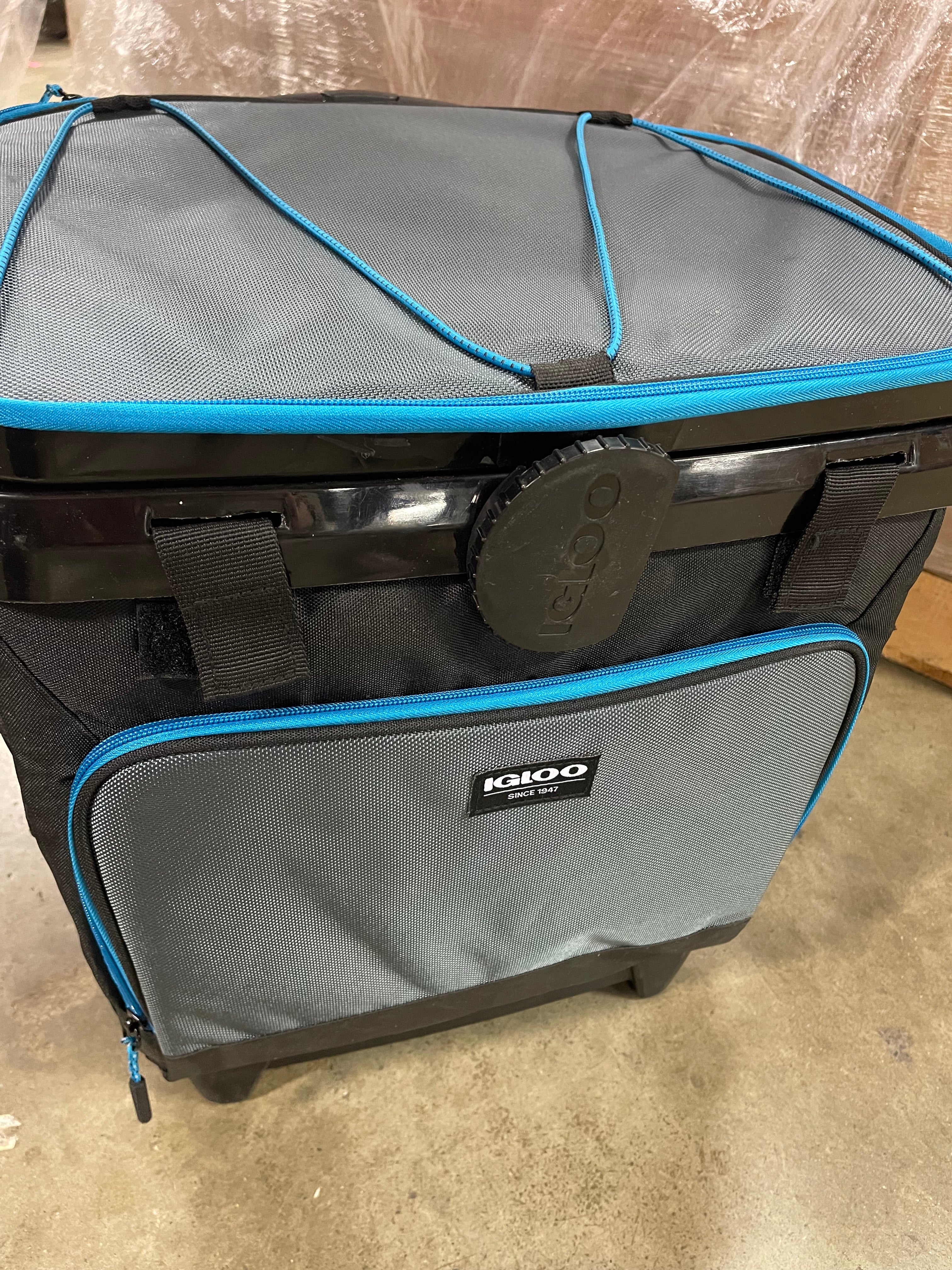 Cool Fusion 36 Can Softsided Insulated Rolling Cooler Bag - Image 9