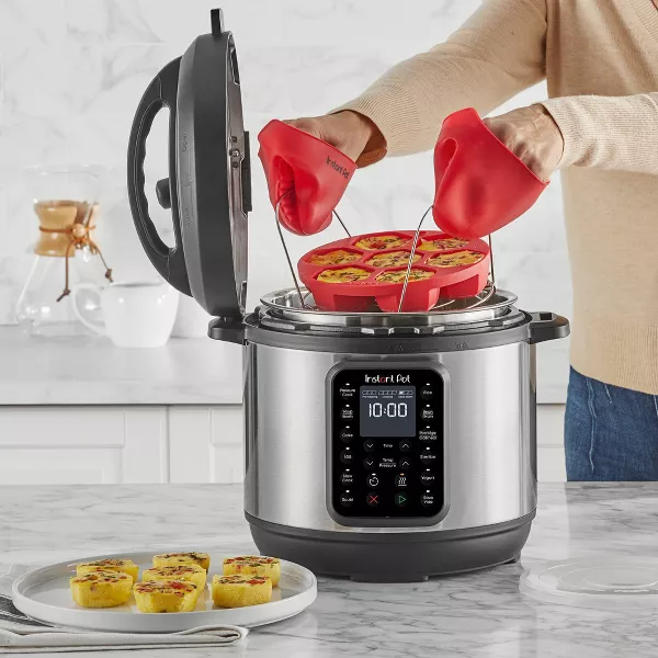 9-in-1 Pressure Cooker Bundle: Stainless Steel, Rice & Multi Cooker, Locking Lid, Black - Image 4