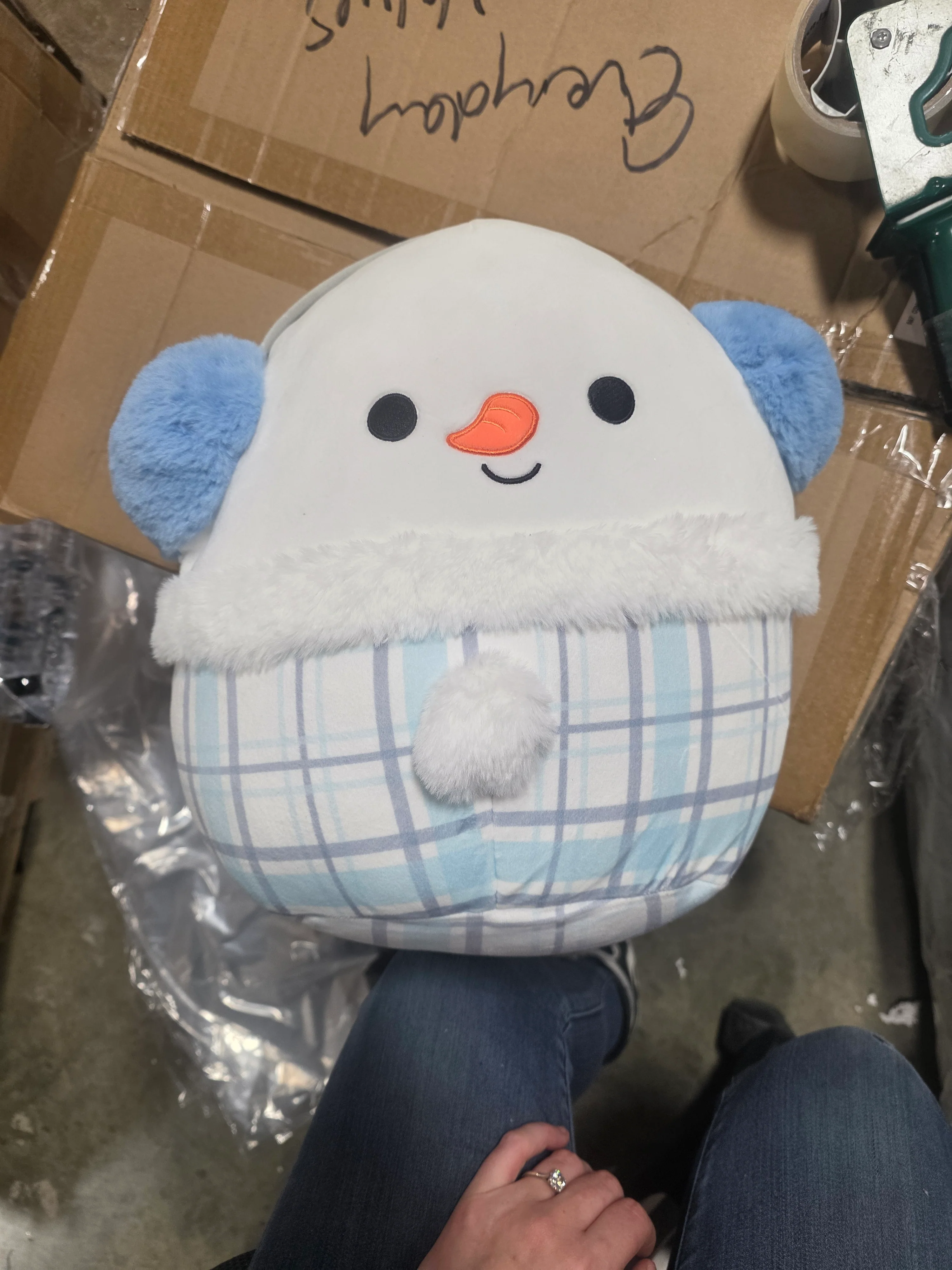 Manny 2025 Holiday Snowman Final Cut - Image 5