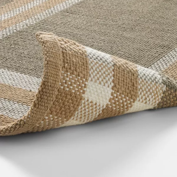 Plaid Indoor/Outdoor Scatter Accent Rug Green - 2'1"x3'2" - Image 4