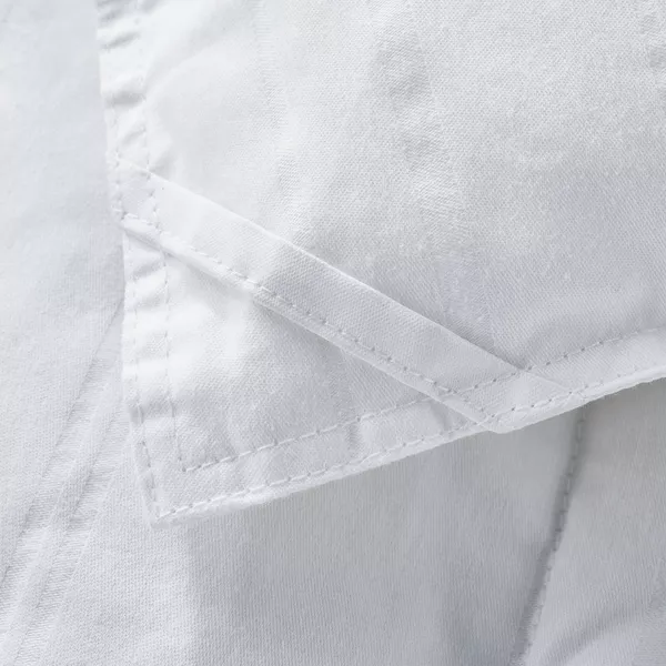 Premium Down Comforter Full/Queen - Image 3
