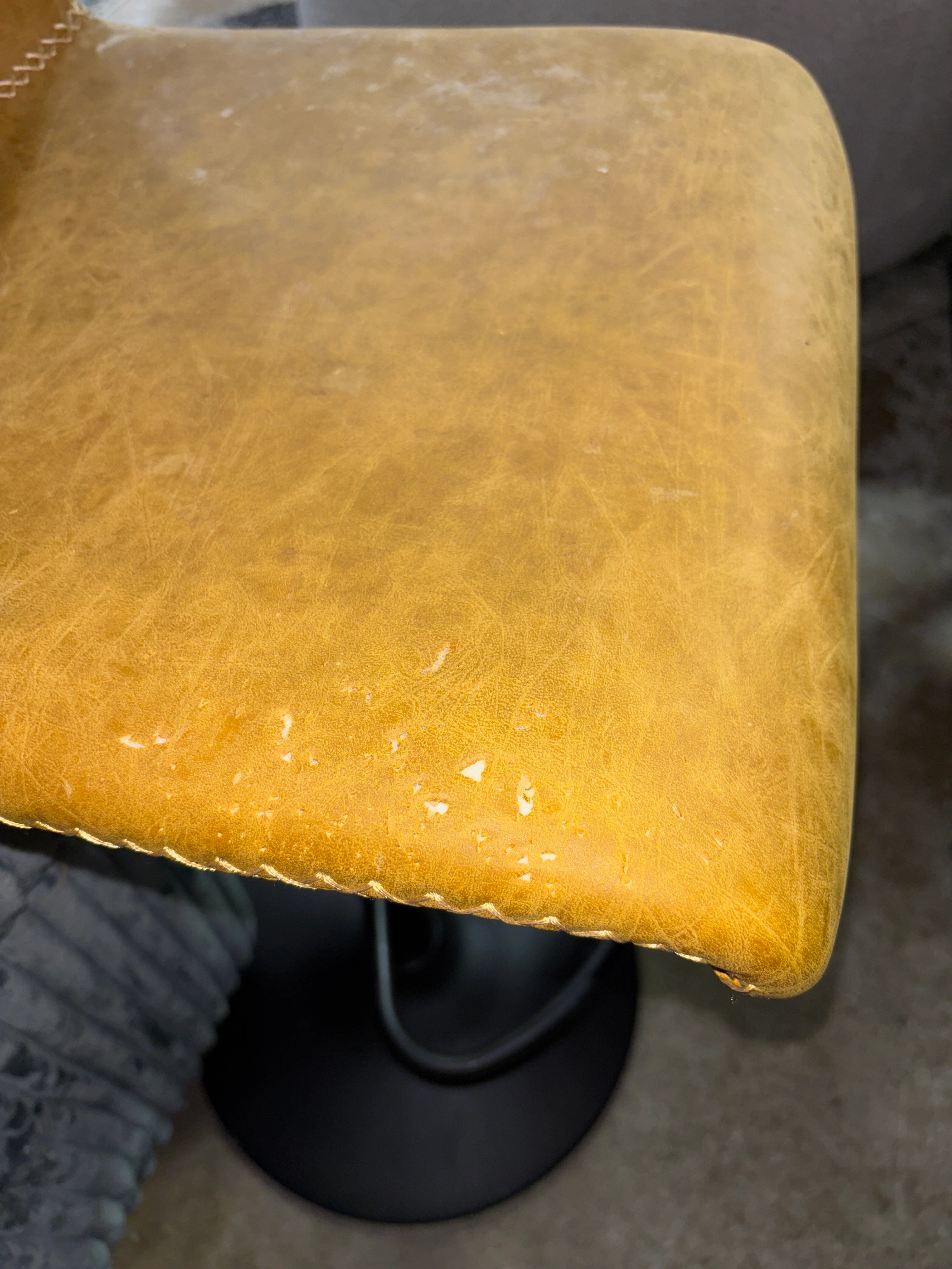 Counter Height Bar Stools with Back SHOWROOM ITEM - Image 5