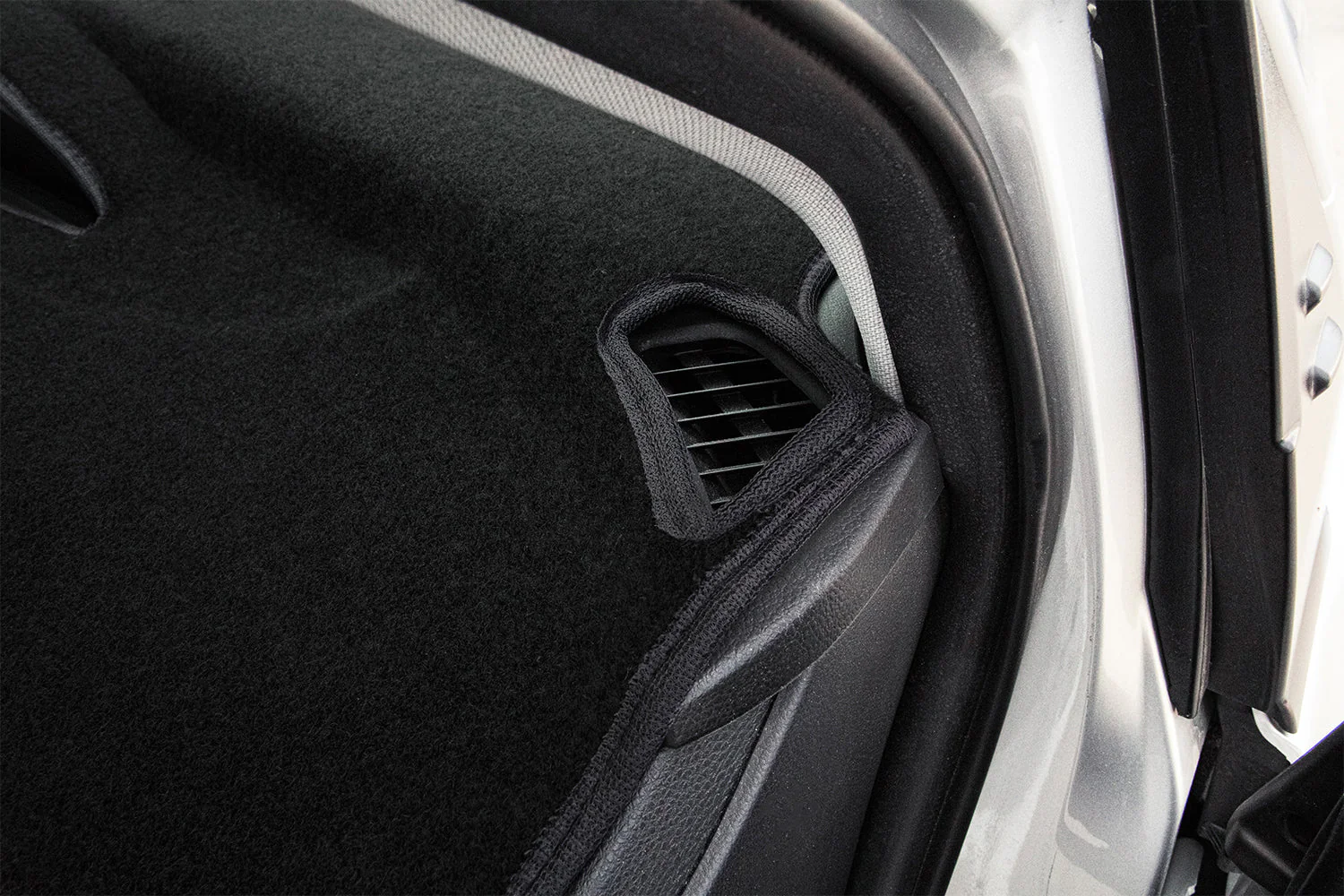 Custom Fit Dash Cover Polycarpet - Image 3