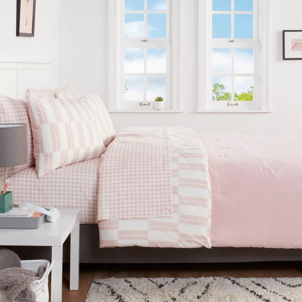 Dash Stripe Printed Microfiber Reversible Comforter & Sheets Set Ivory/Light Pink - Image 5