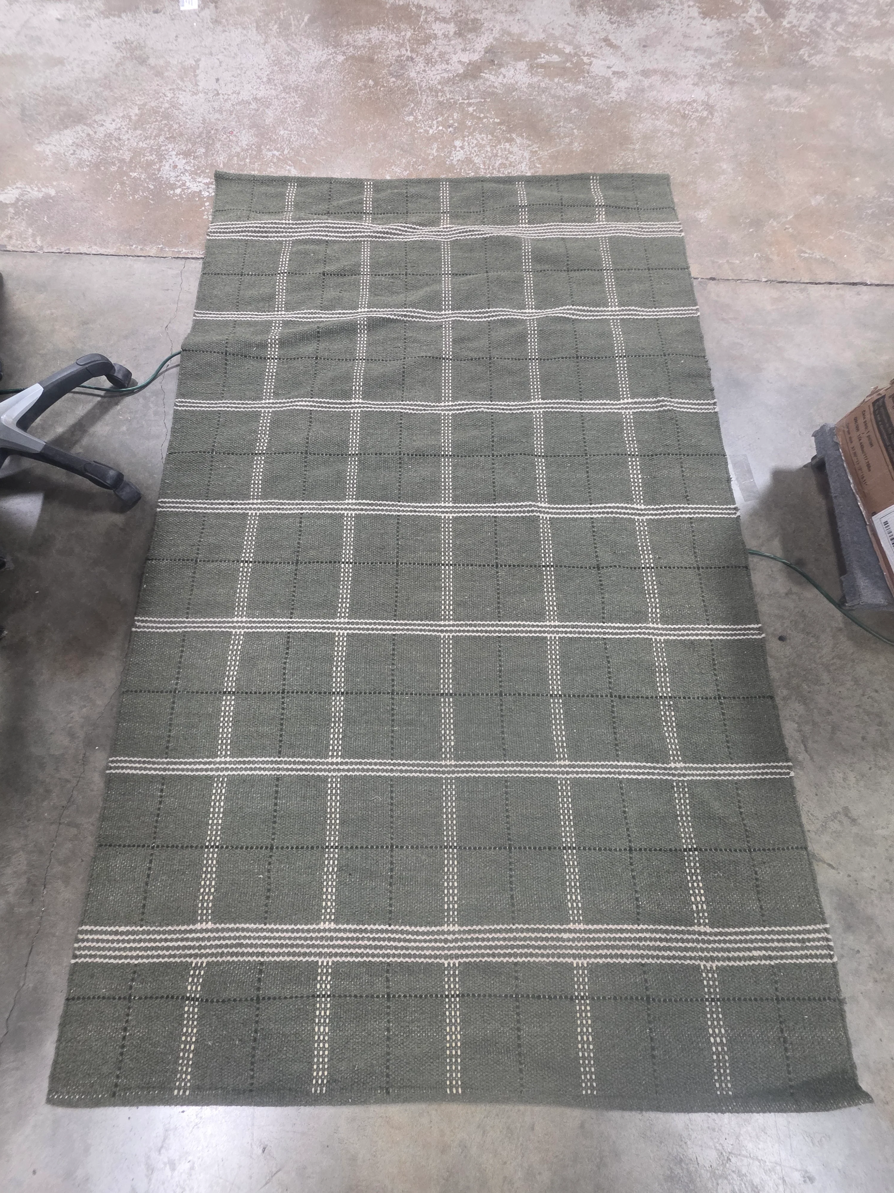 Downing Plaid Wool Cozy Area Rug 5x8 - Image 6