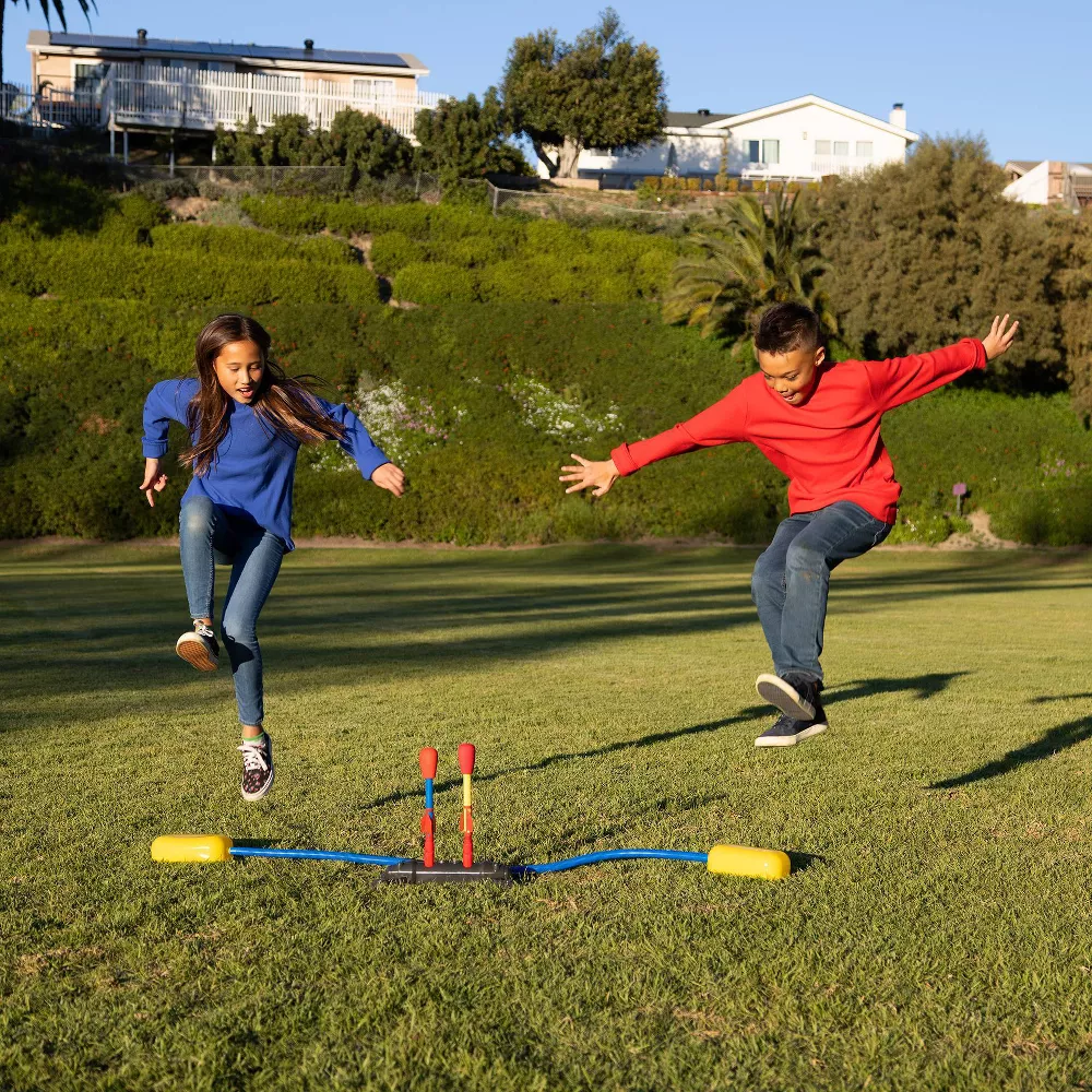 Dueling High-Flying Toy Rocket Double Launch Set - Image 2