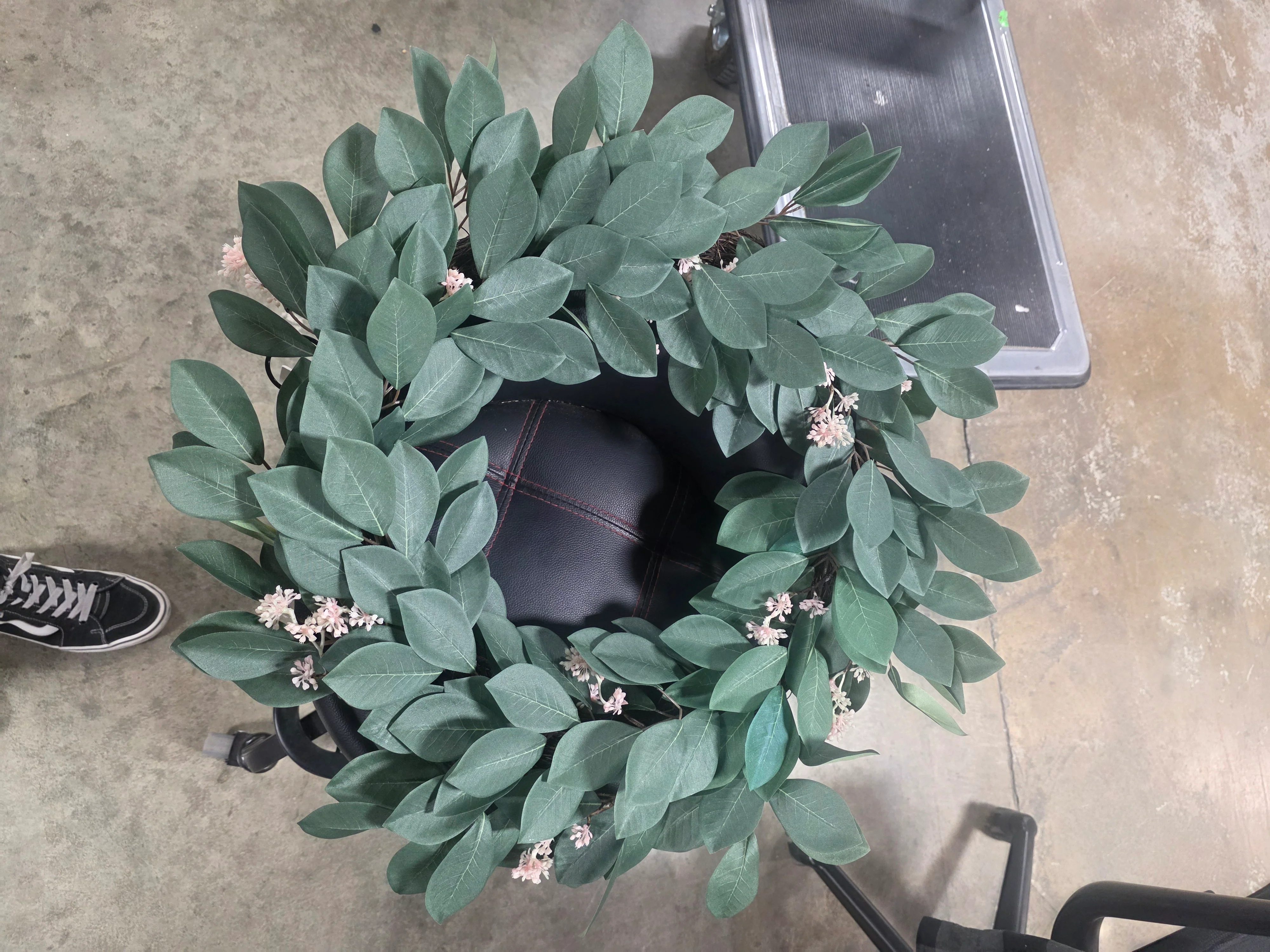 Faux Pomegranate Leaf Wreath - Image 5