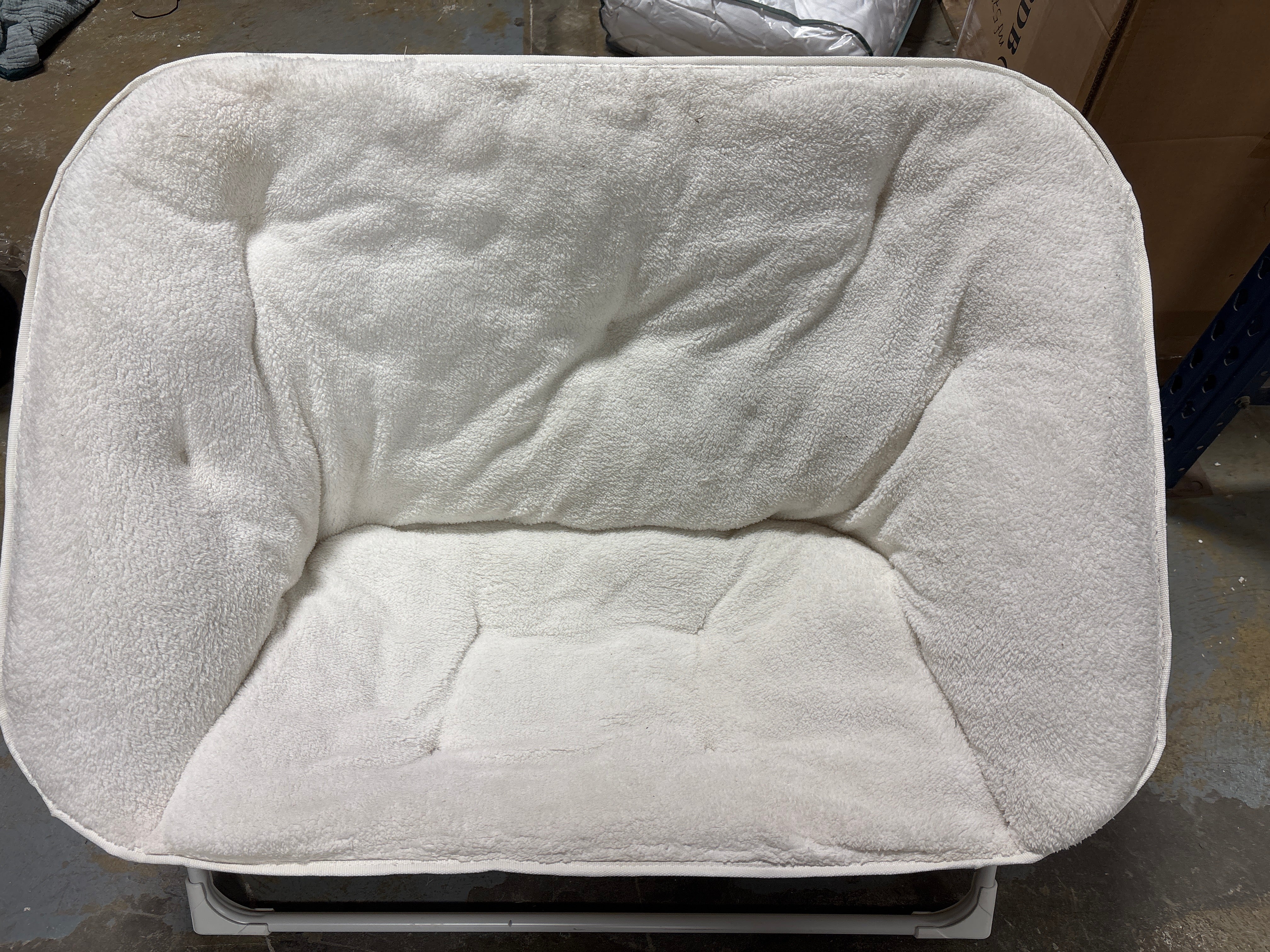 Folding Dish Kids' Loveseat - Cream SHOWROOM ITEM - Image 3