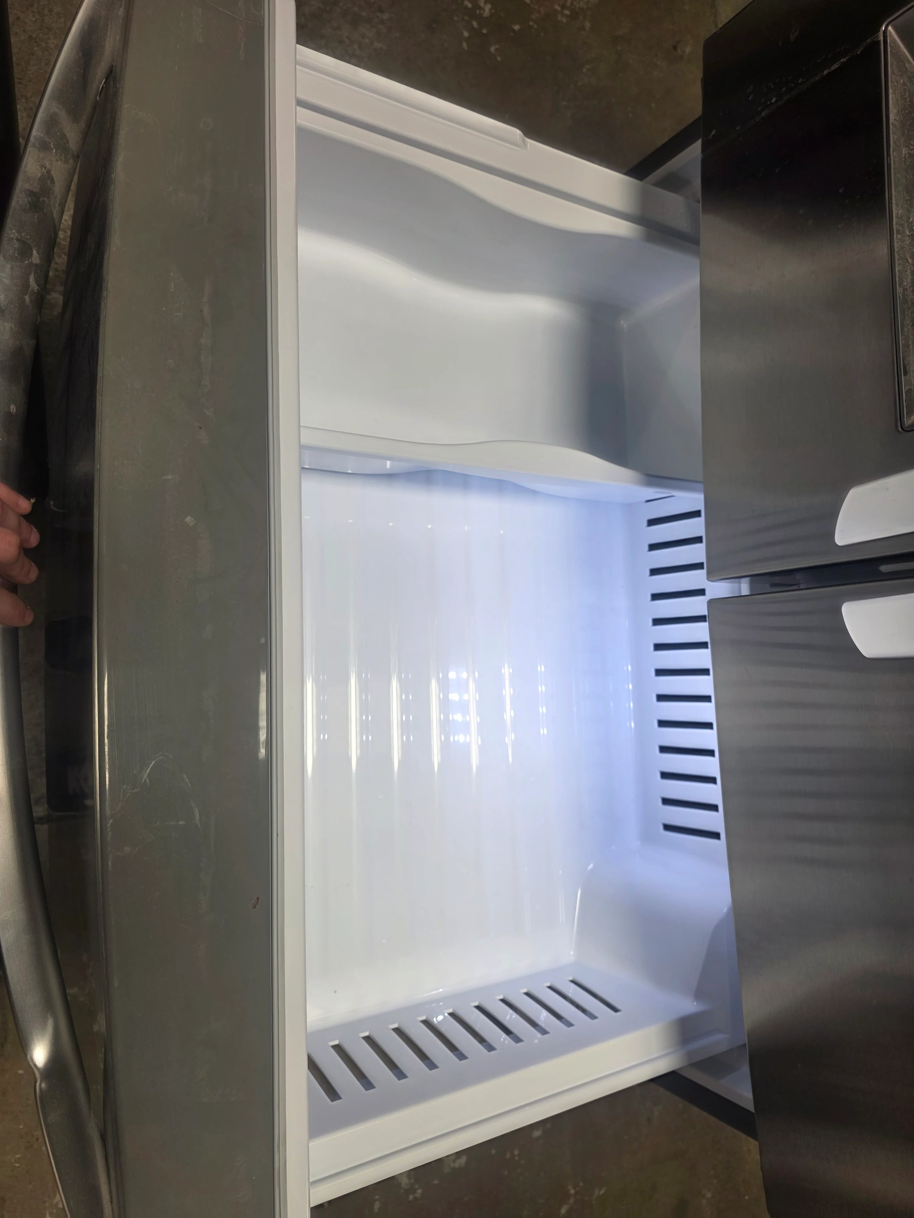 As is French Door Refrigerator with External Ice and Water Dispenser - Image 7