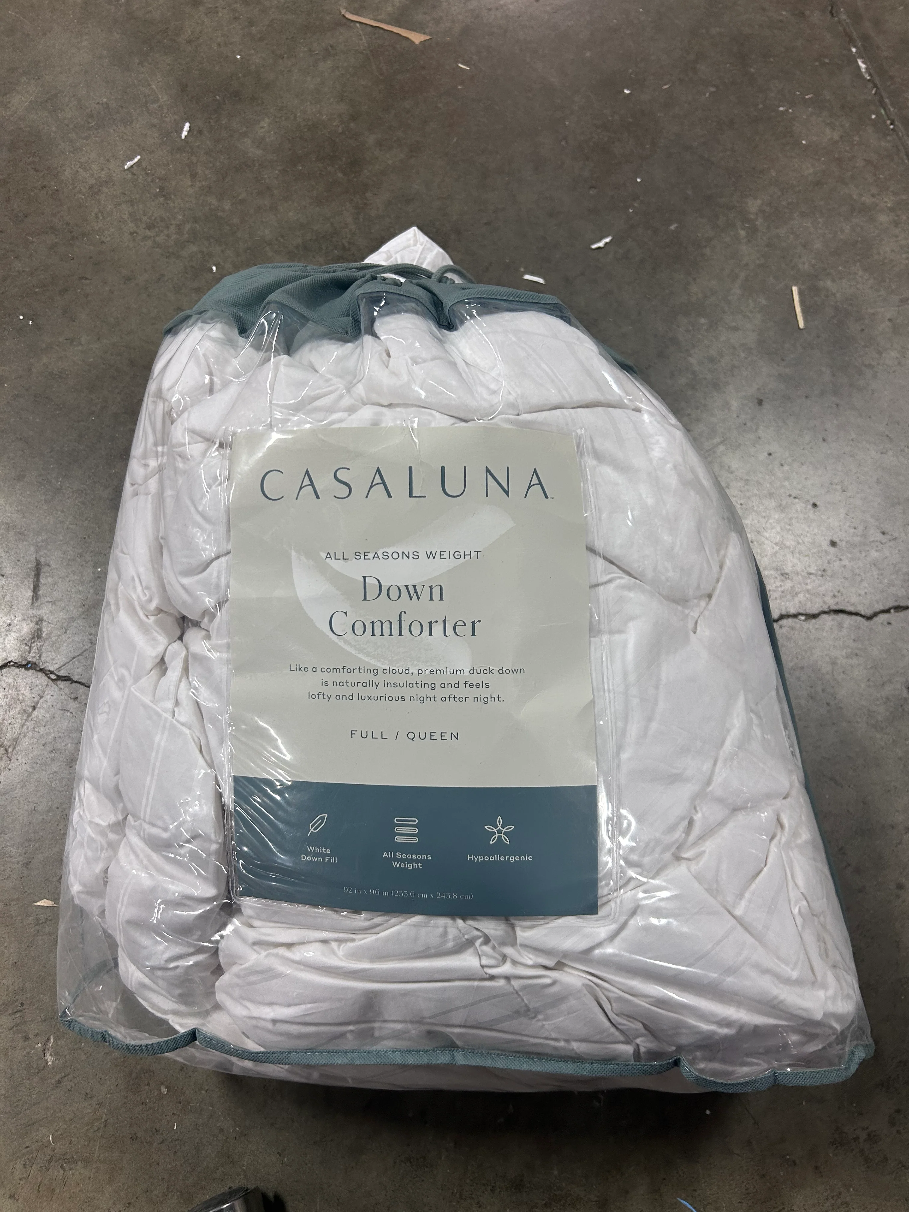 Full/Queen All Season Premium Down Comforter - Image 5
