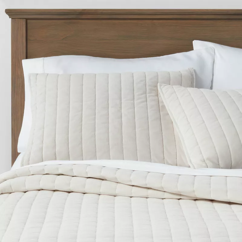 Full/Queen Channel Stitch Velvet Quilt Cream