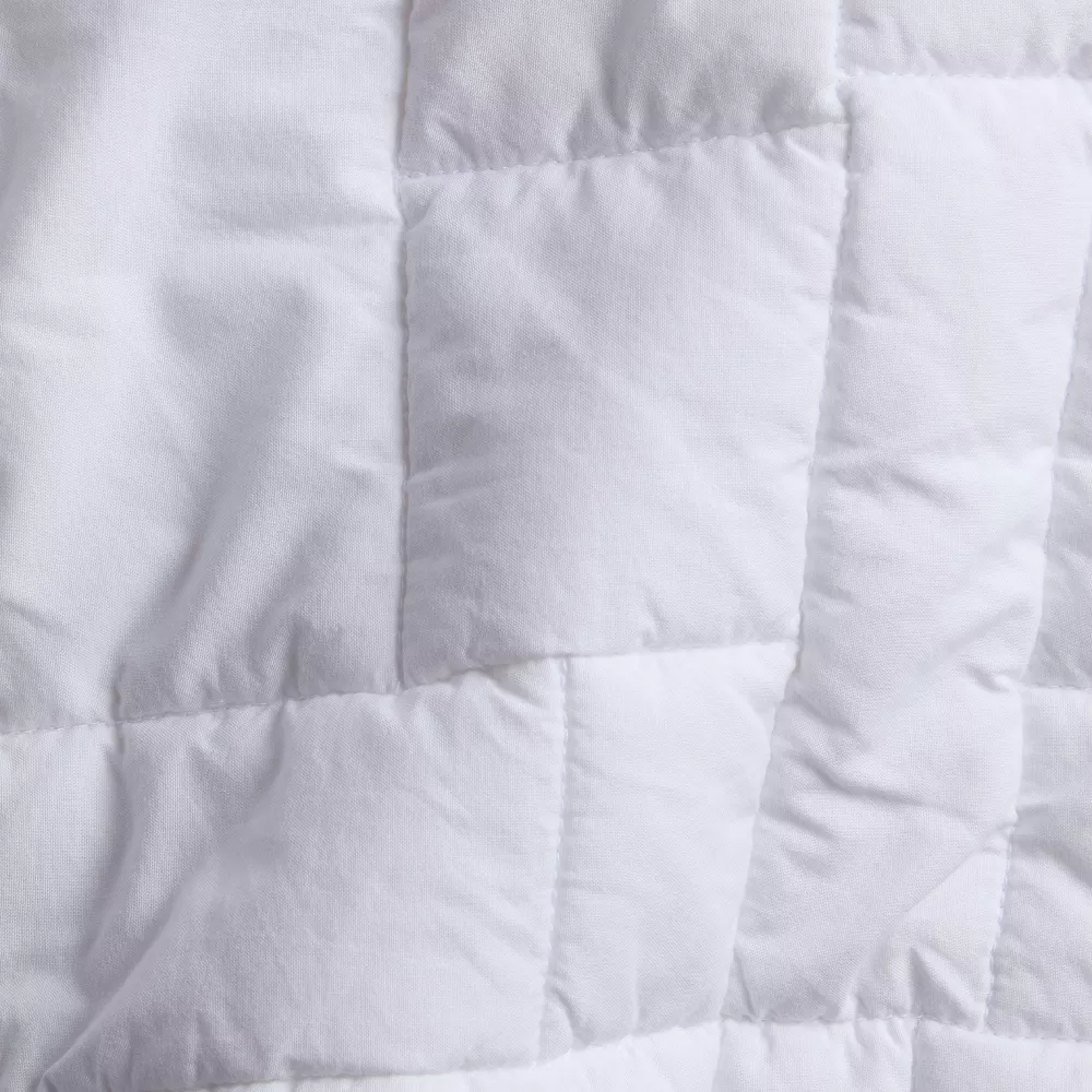 Cozy Block Quilt White Full/Queen - Image 2