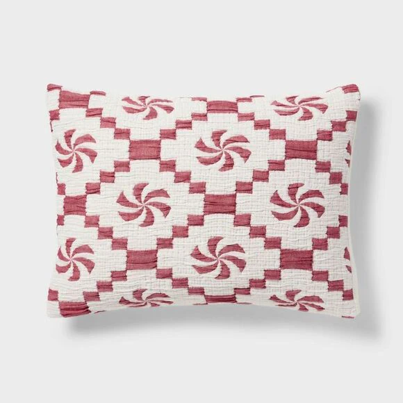 Full/Queen Holiday Matelasse Quilt Set Red - Red - Image 2