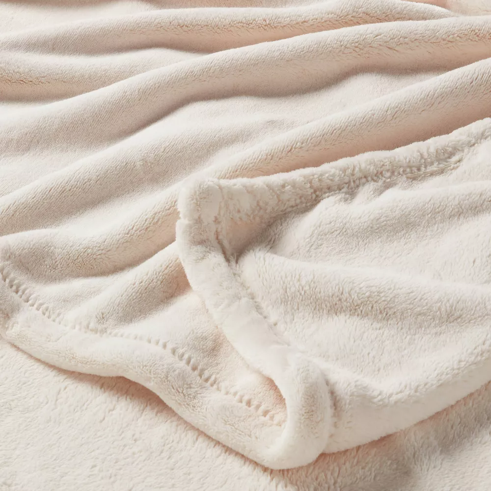 Ultra Plush Blanket Ivory Full/Queen - Image 2