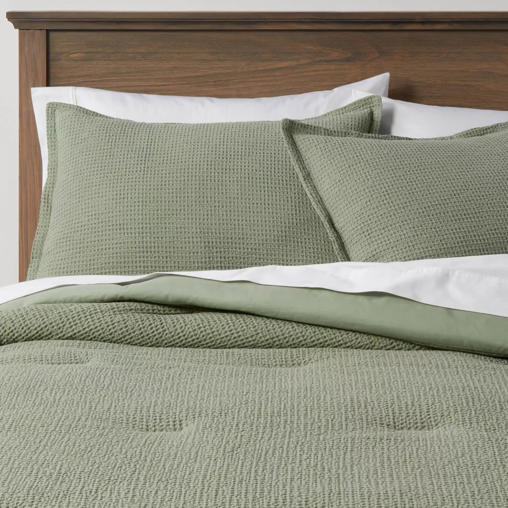 Full/Queen Washed Waffle Weave Comforter and Sham Set Sage Green - Image 4