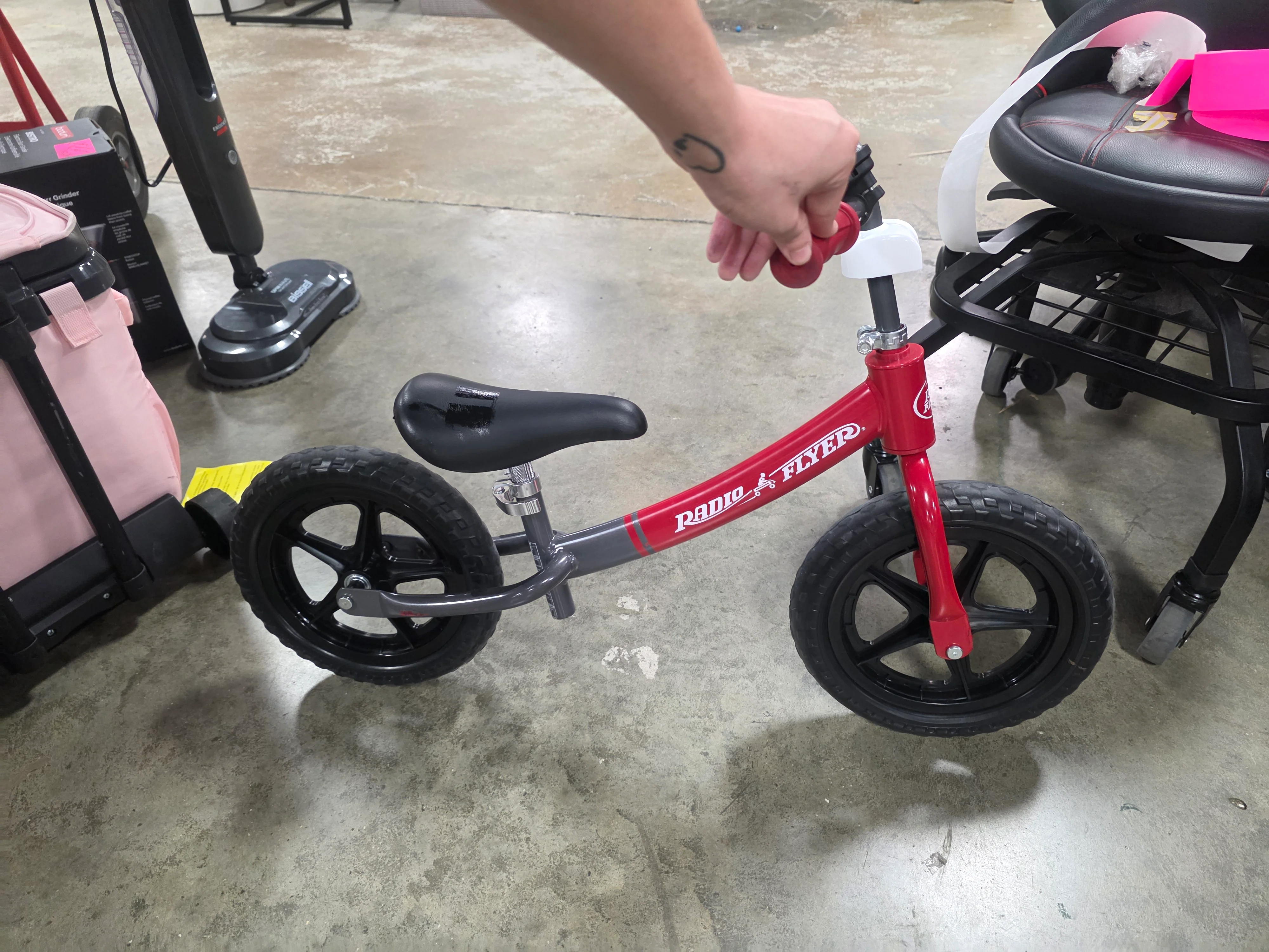 Glide and Go Pro Kids' Balance Bike - Black/Red - Image 7