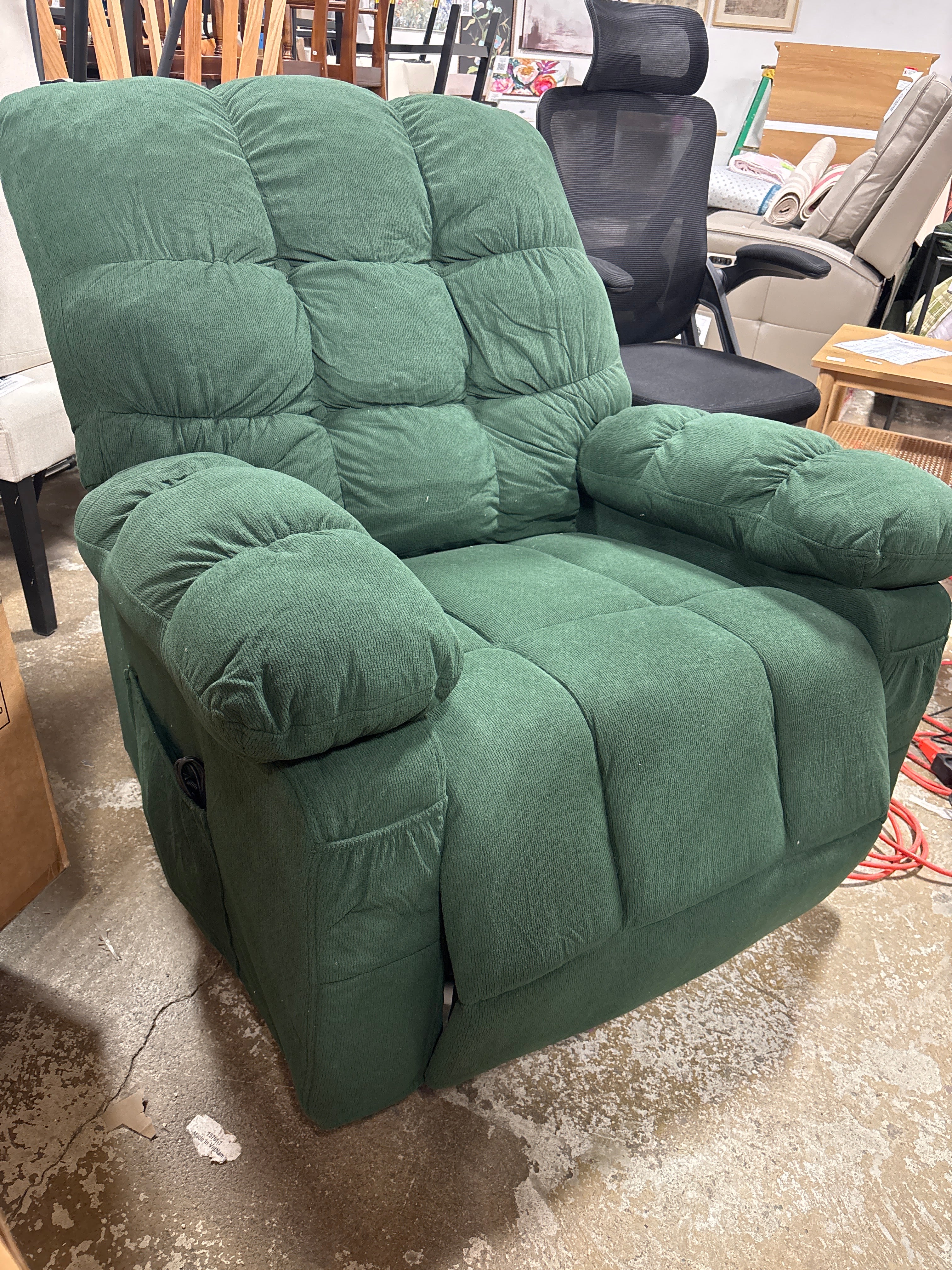 Green Fabric Recliner Vibration Massage and Lumbar Heating SHOWROOM ITEM - Image 2