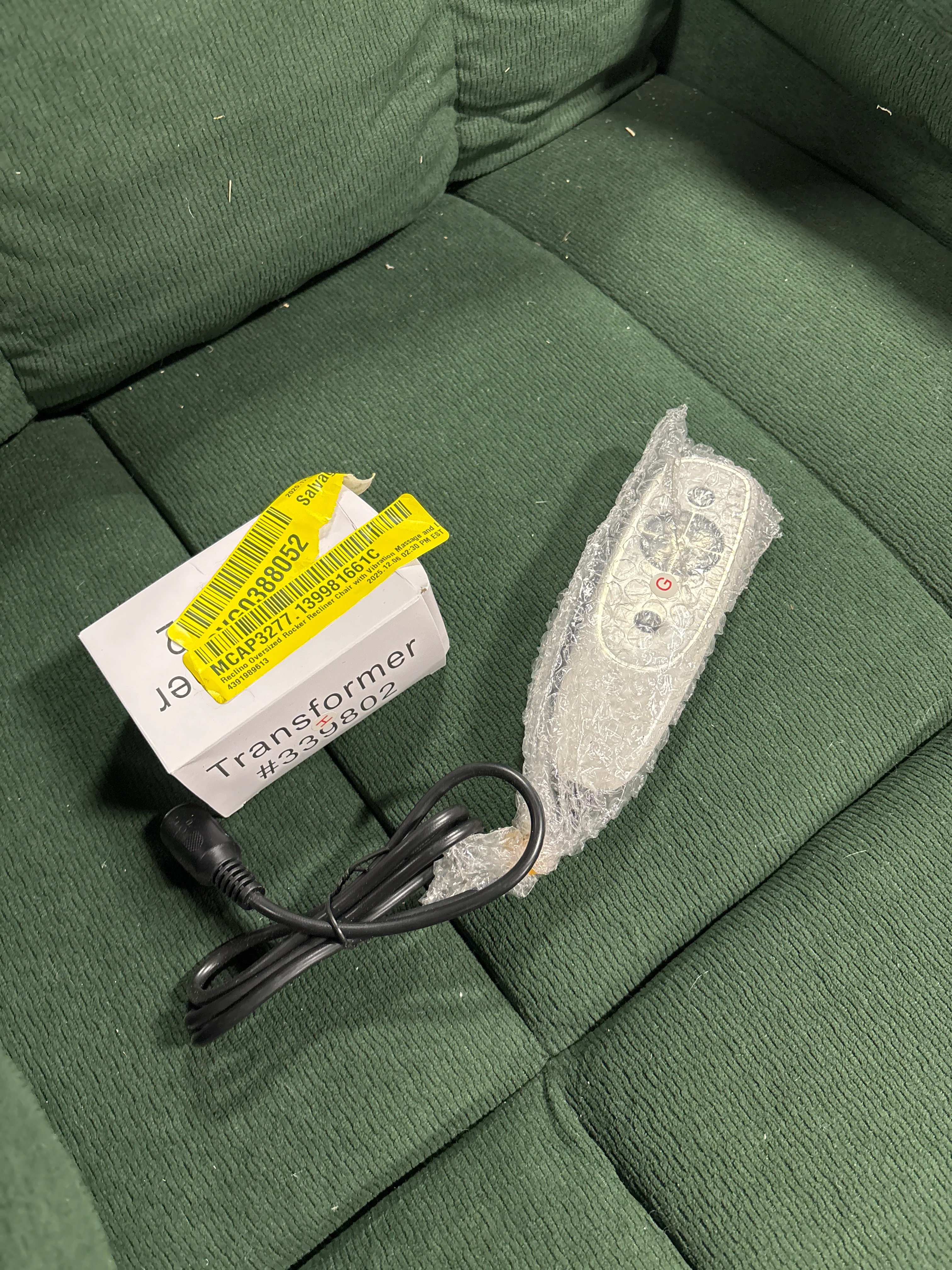 Green Fabric Recliner Vibration Massage and Lumbar Heating SHOWROOM ITEM - Image 5