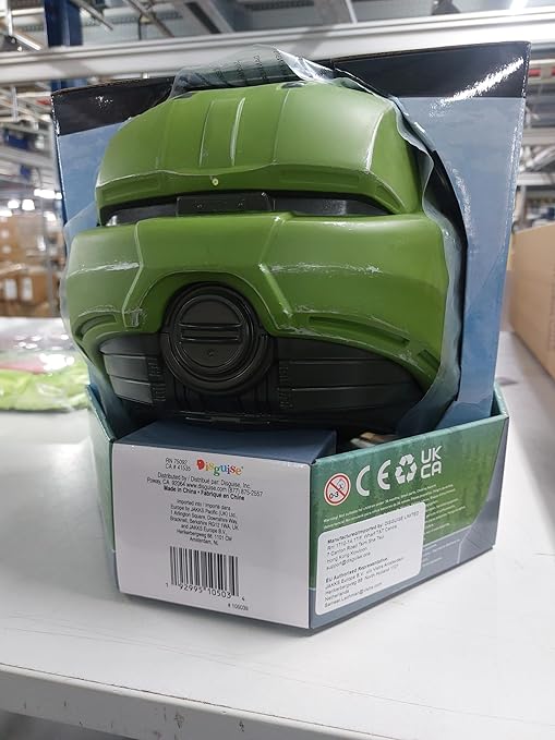 Halo Master Chief Helmet for Kids, Single Child Size Full Helmet with Visor, Green & Gold - Image 5