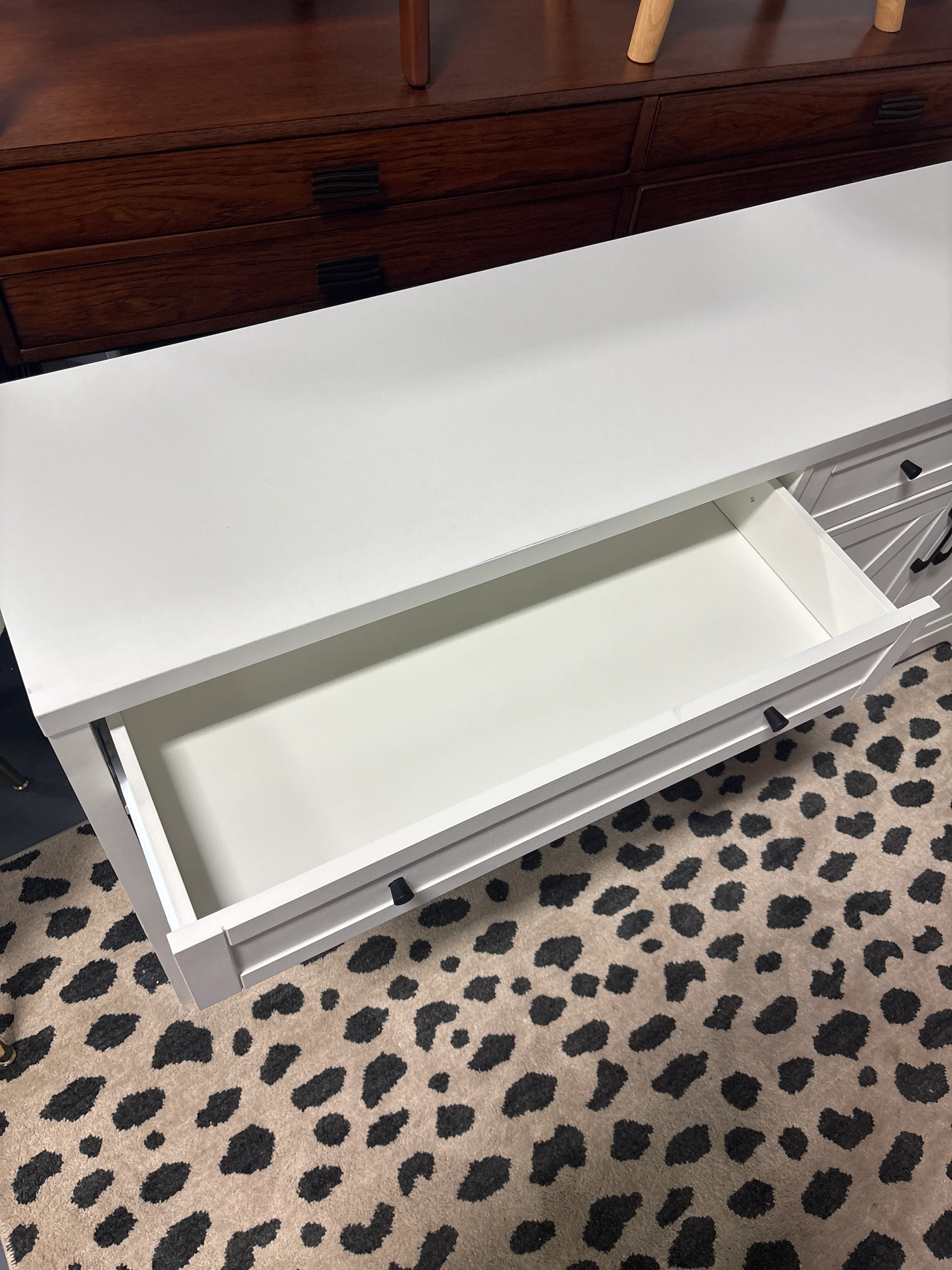 Halyra 61.3'' Modern Multifunctional TV Cabinet White SHOWROOM ITEM - Image 6
