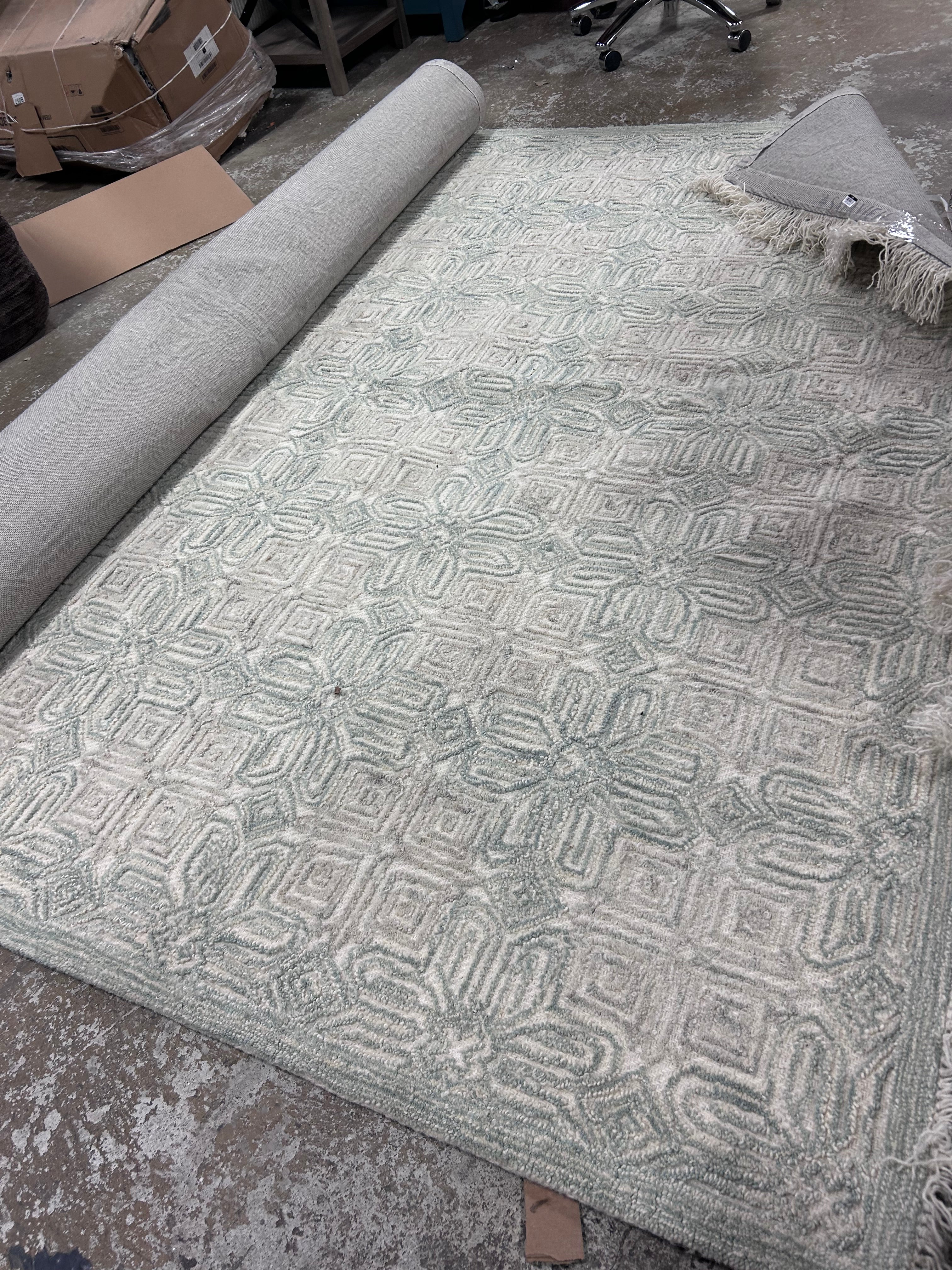 Handmade Ikat Raimunde Wool Rug - 8' x 10' - Ivory/Grey - Image 6