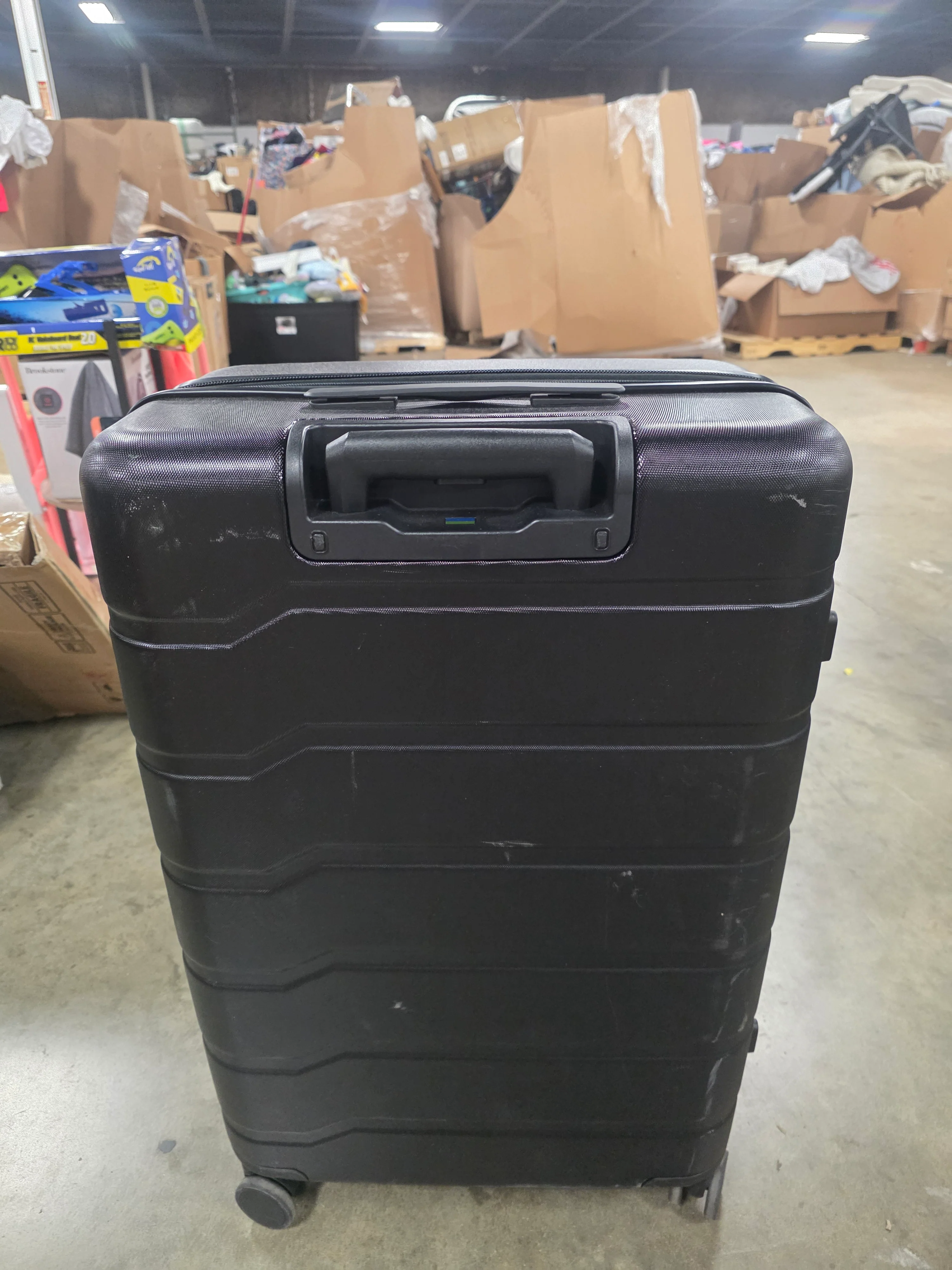 Hardside Medium Checked Suitcase - Image 6