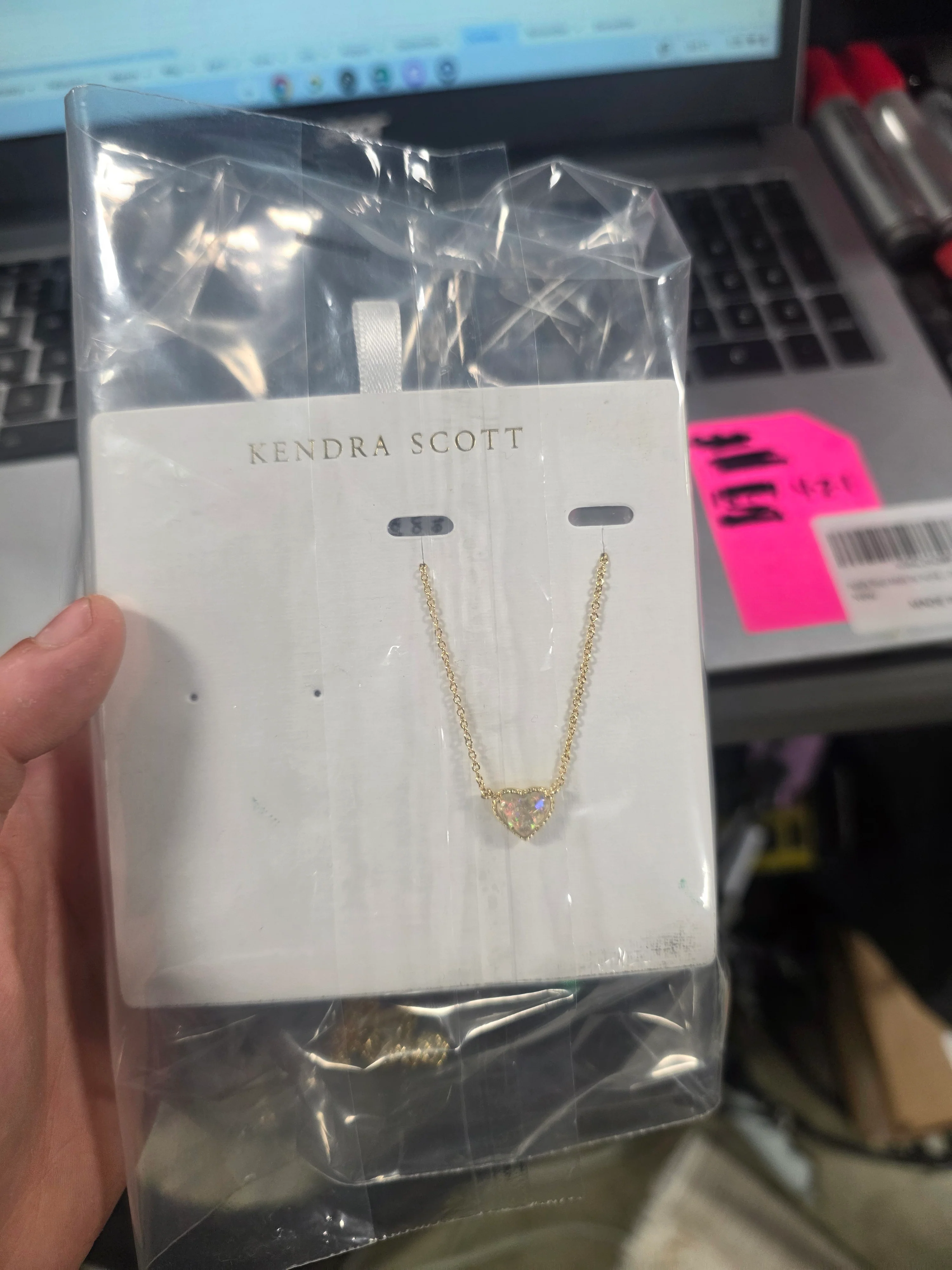 Ari Heart Gold Pendant Necklace in Ivory - Image 3