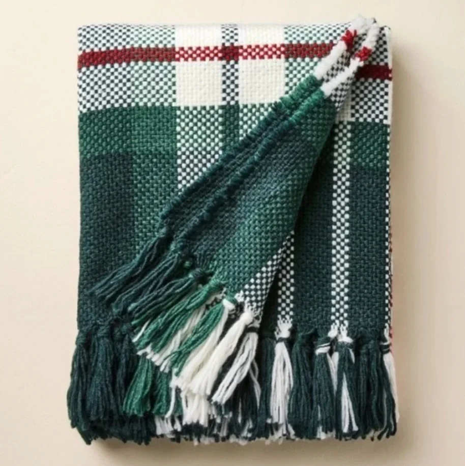 Hearth & Hand Festive Green and White Plaid Checkered Holiday Throw Target SHOWROOM ITEM