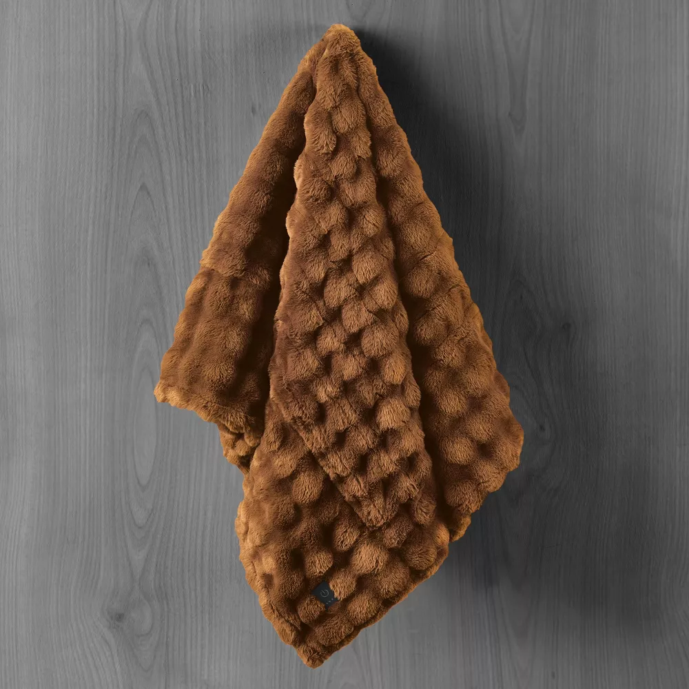 Heated Oversized Textured Faux Fur Throw Copper - Image 4