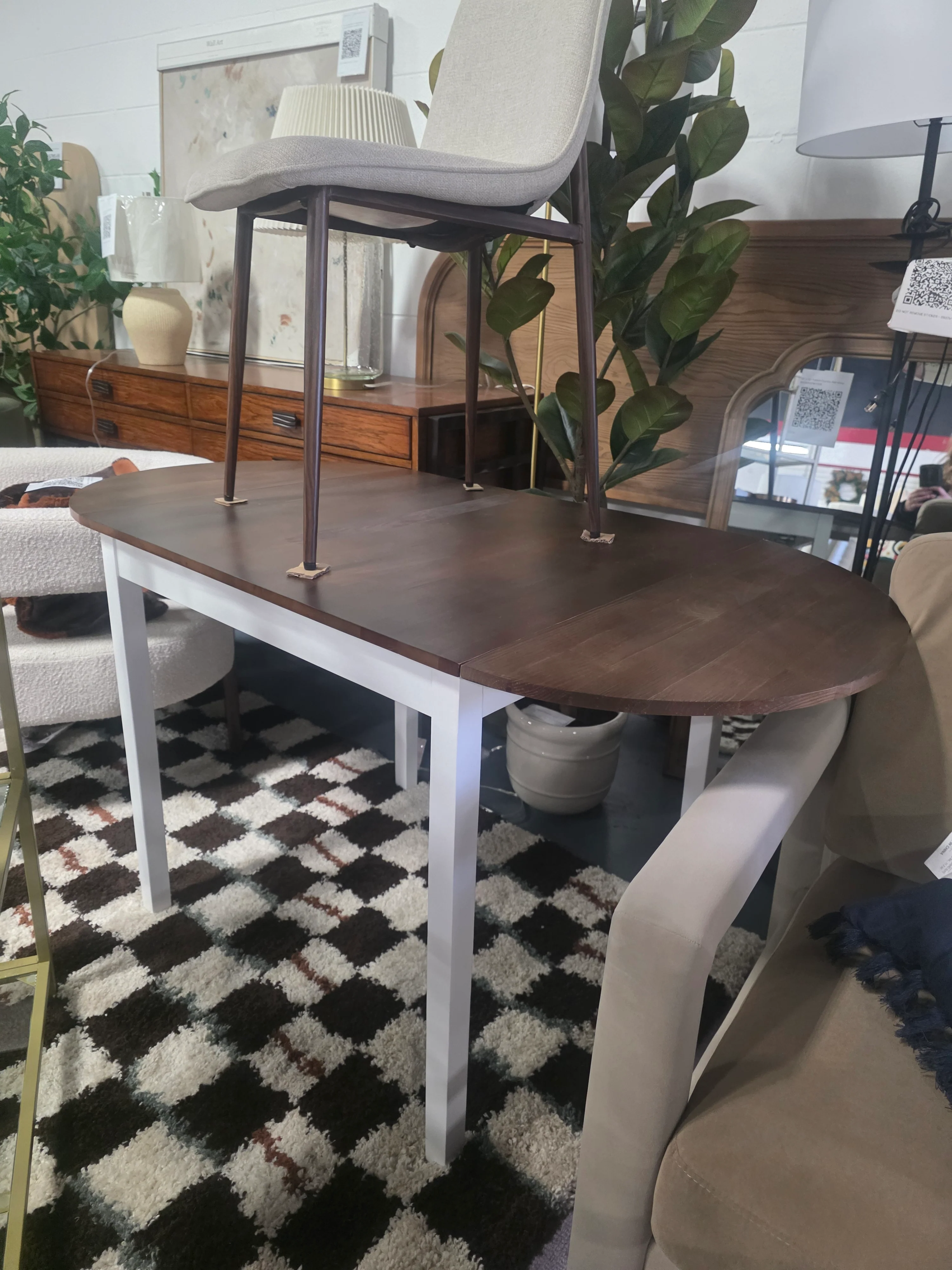 HOMCOM 55" Solid Wood Kitchen Table, Drop Leaf Table - SHOWROOM ITEM - Image 2