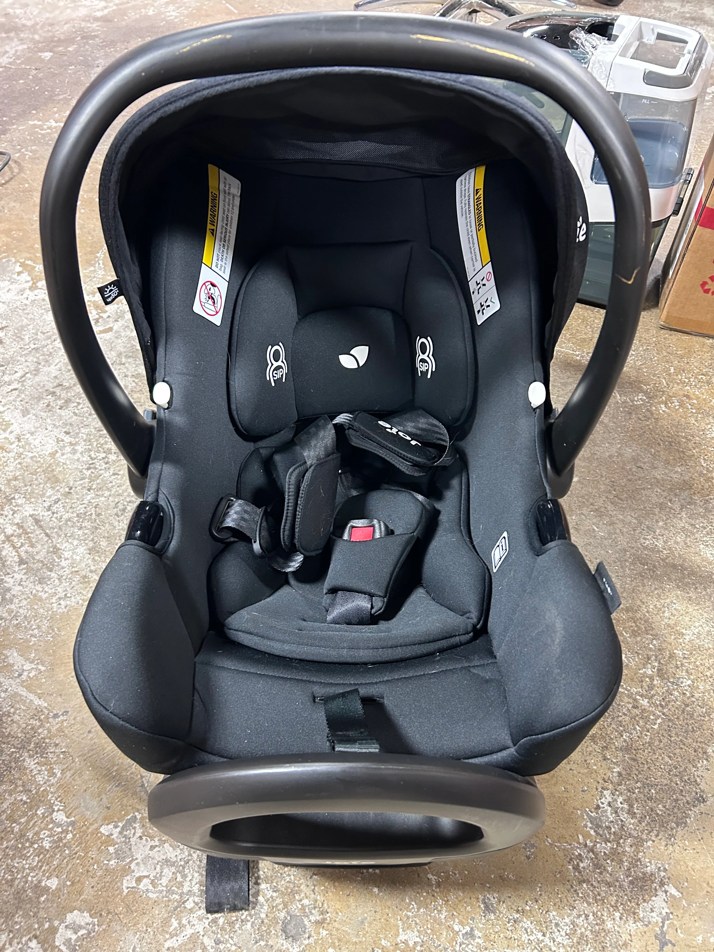Rue Infant Car Seat with Base - Shale Dark - Image 7