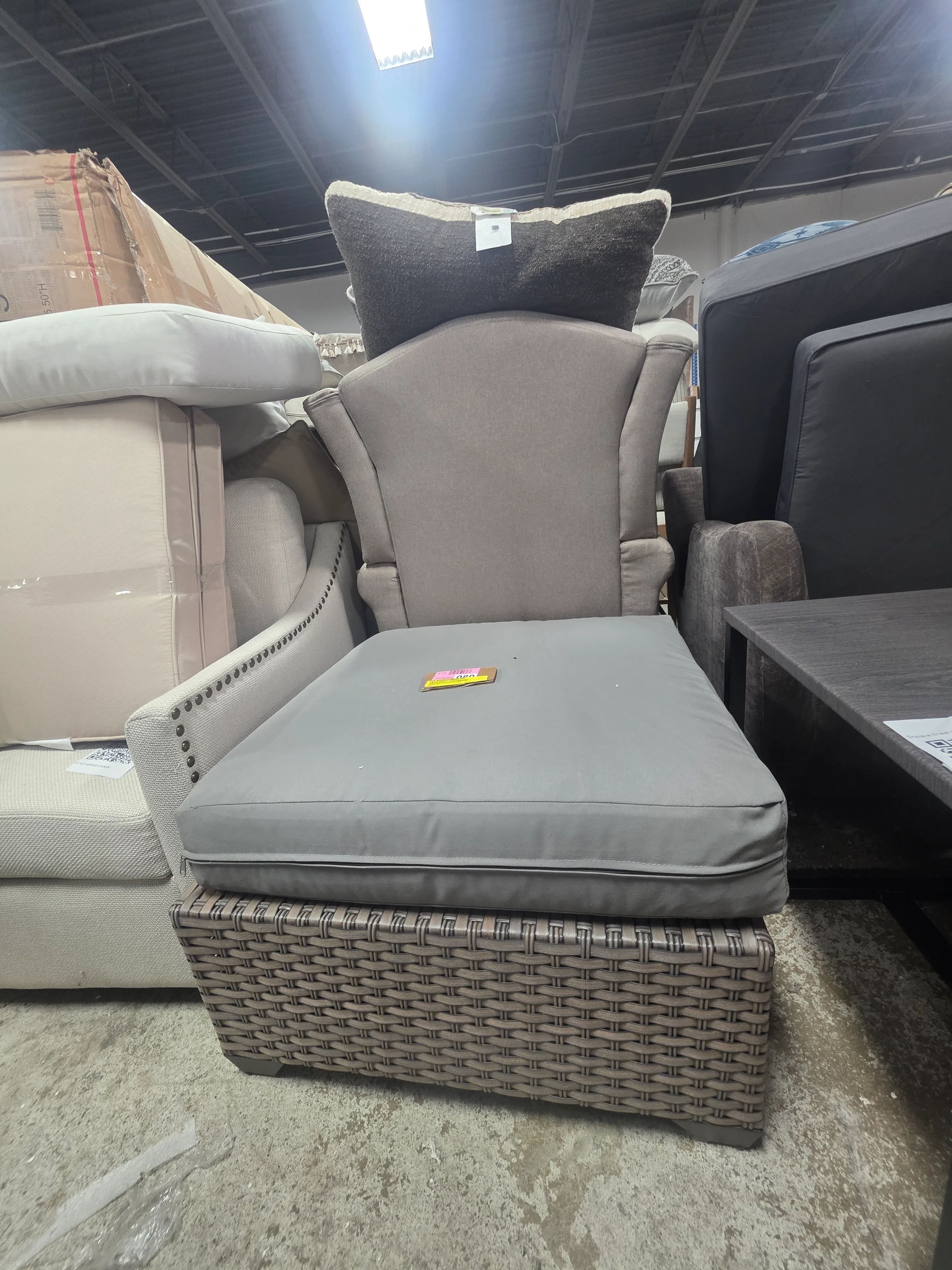 Interlaken Fully Assembled Outdoor Ottoman with Cushion - SHOWROOM ITEM 🔴 - Image 2