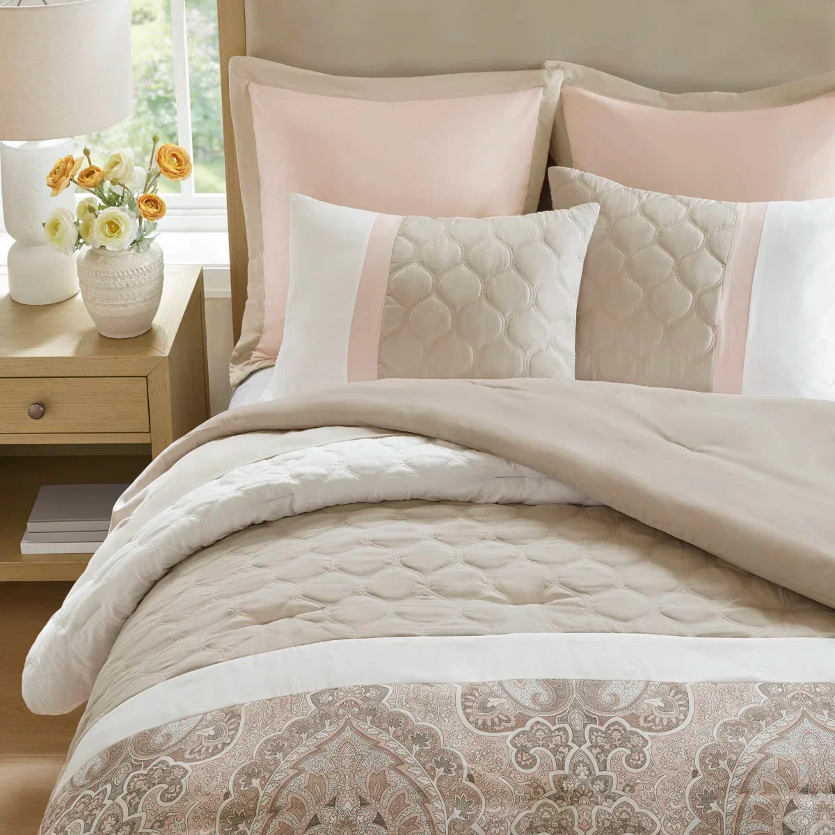 Keller 8 Piece Comforter Set King - Image 4