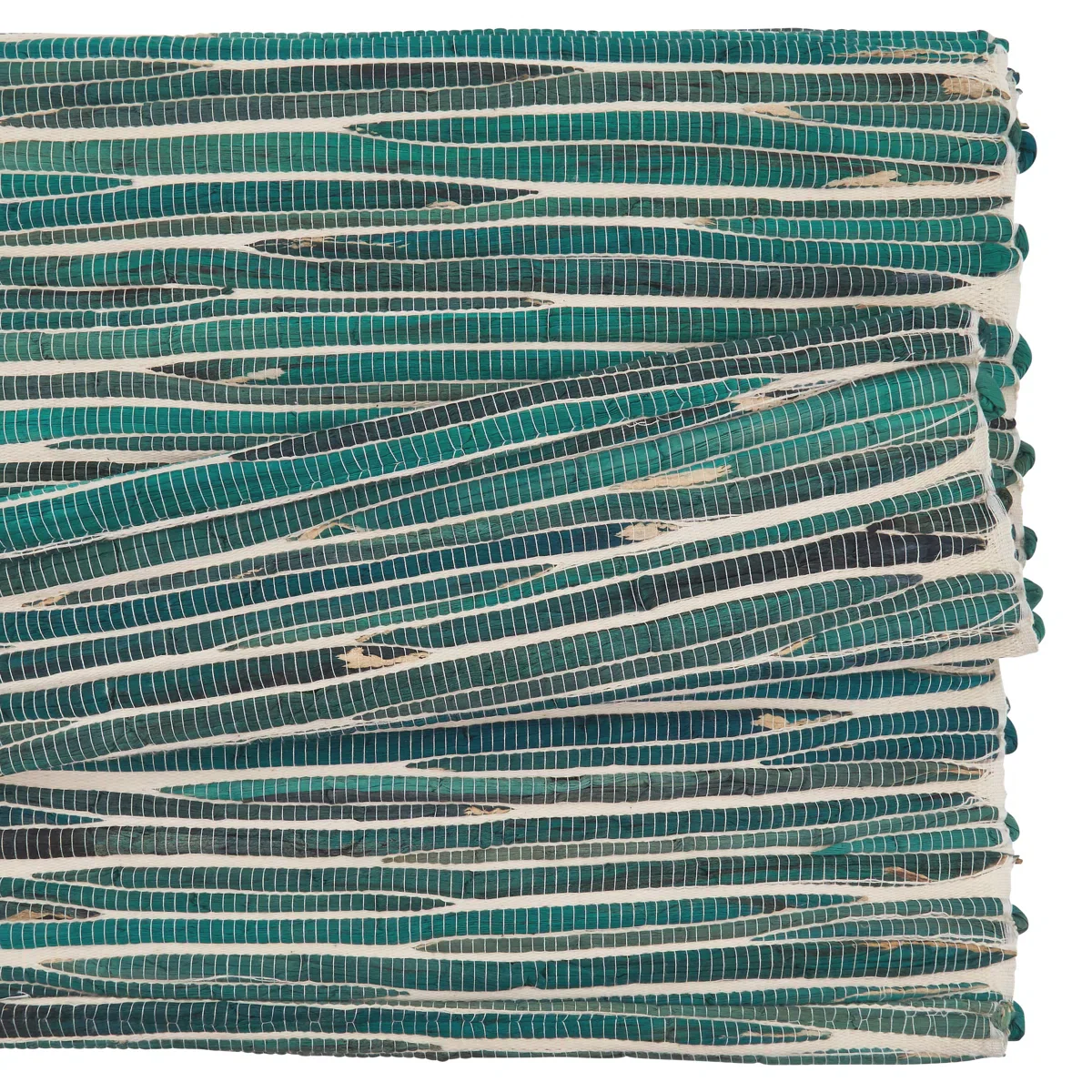 Kendari Water Hyacinth Table Runner - Image 4
